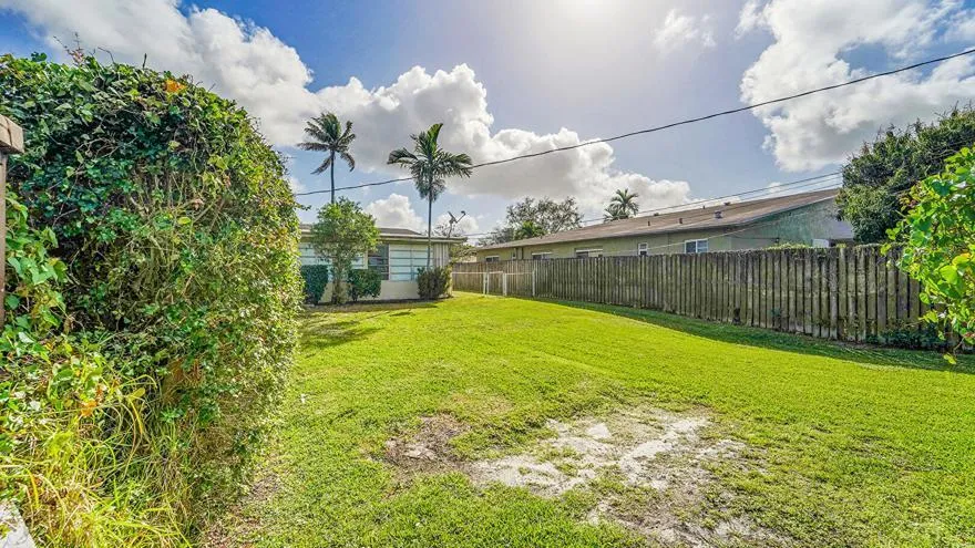 Property photo 36