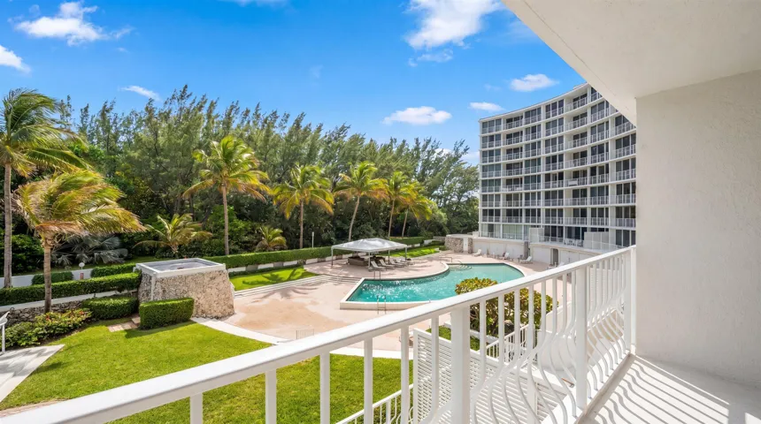 14-2774 S Ocean Blvd #206