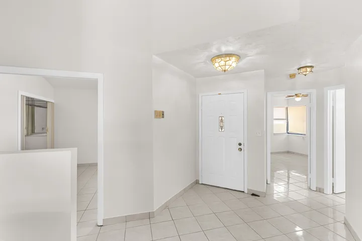 Foyer Entry