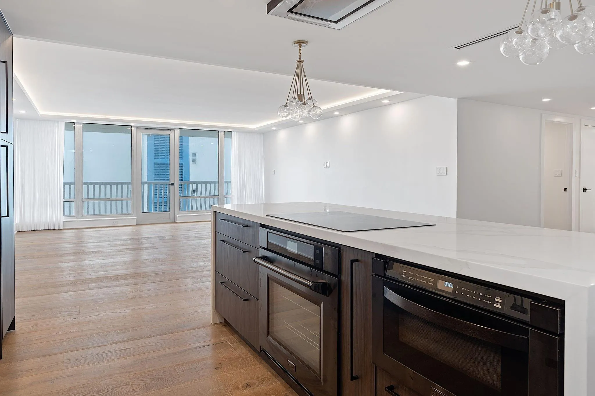 Built in Microwave, Oven, Cooktop all in the island!