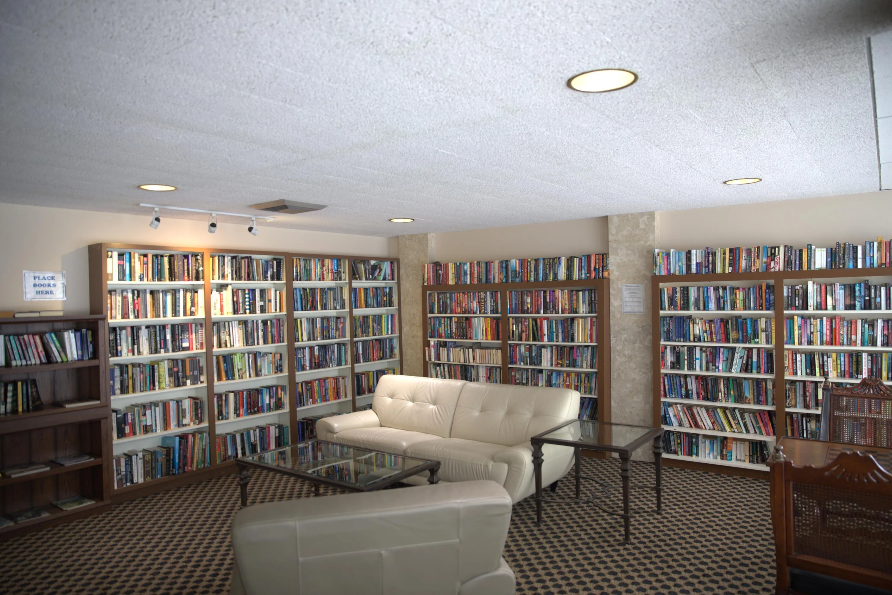 Ocean Club Library