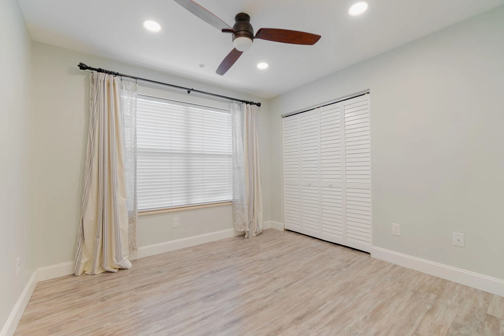 16-web-or-mls-DSC04825