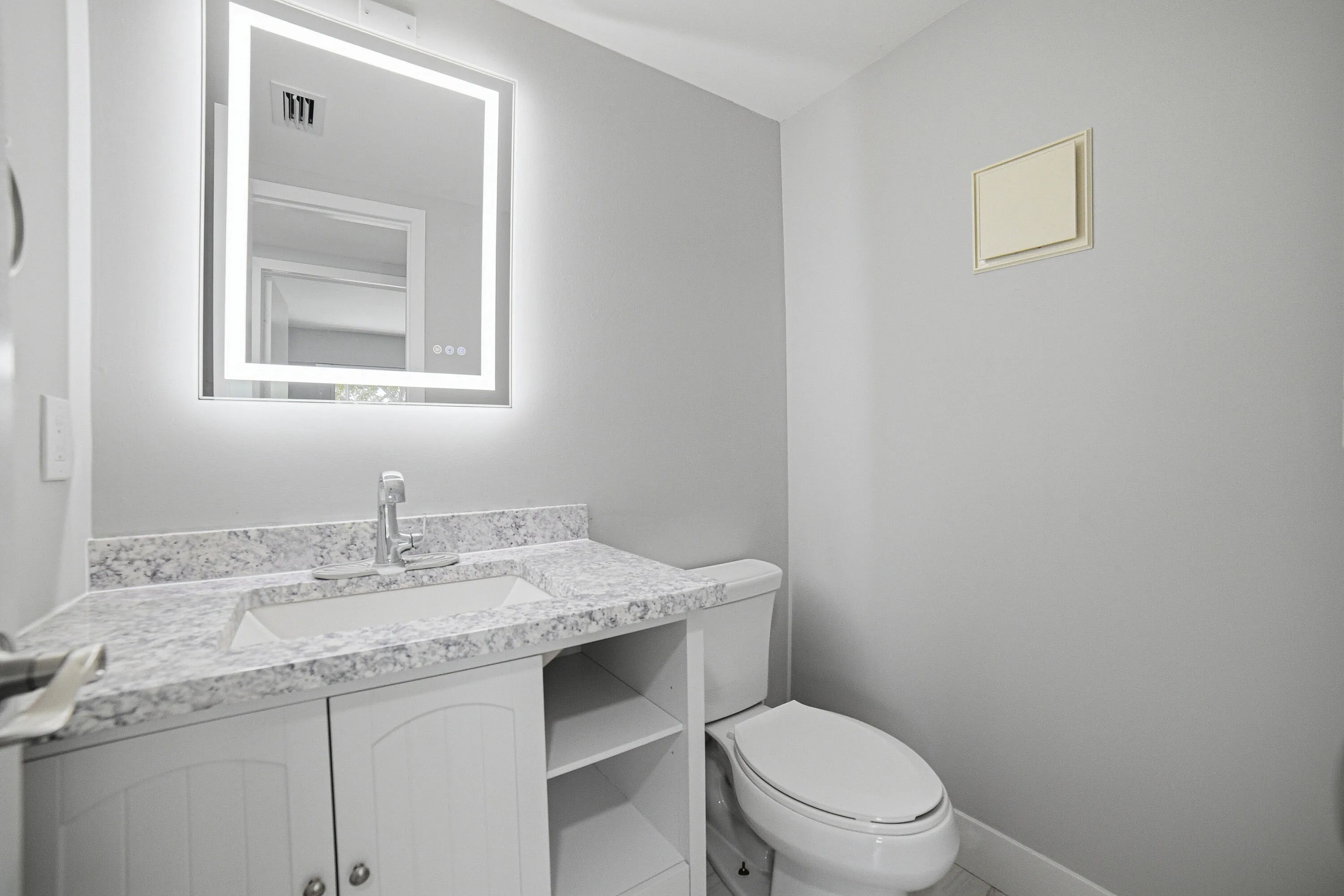 Bathroom2