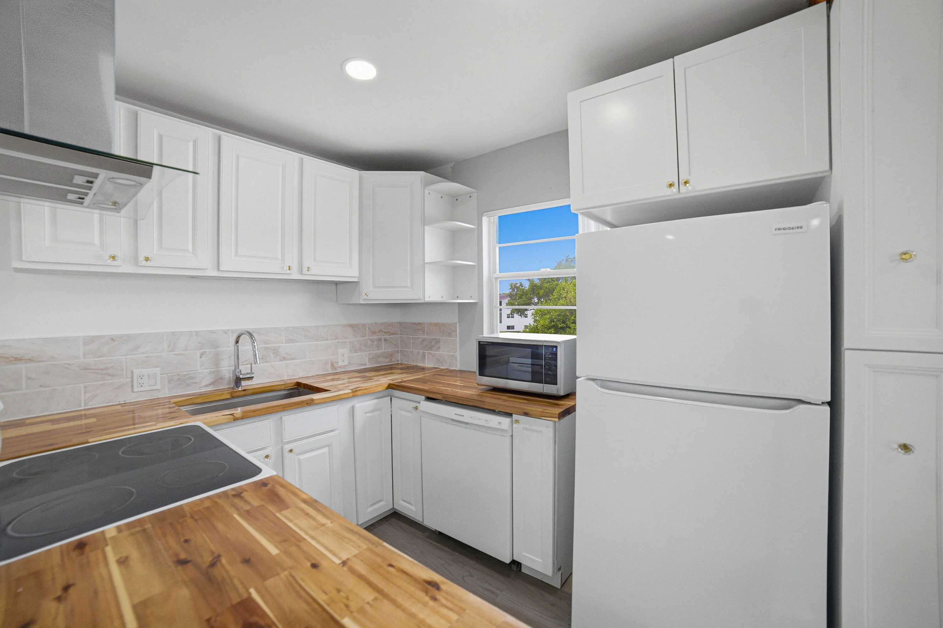 Kitchen-E