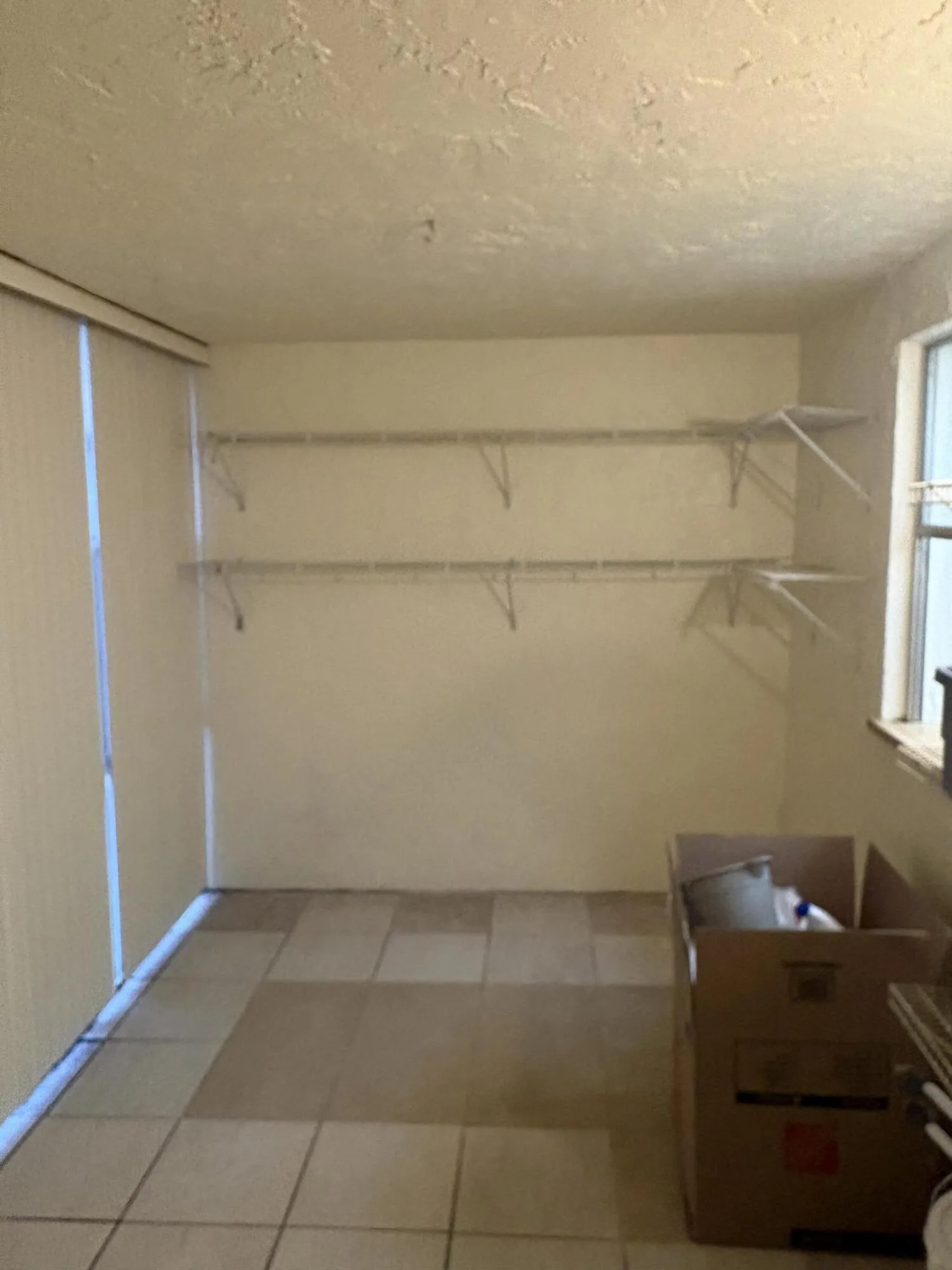 Extra room off kitchen