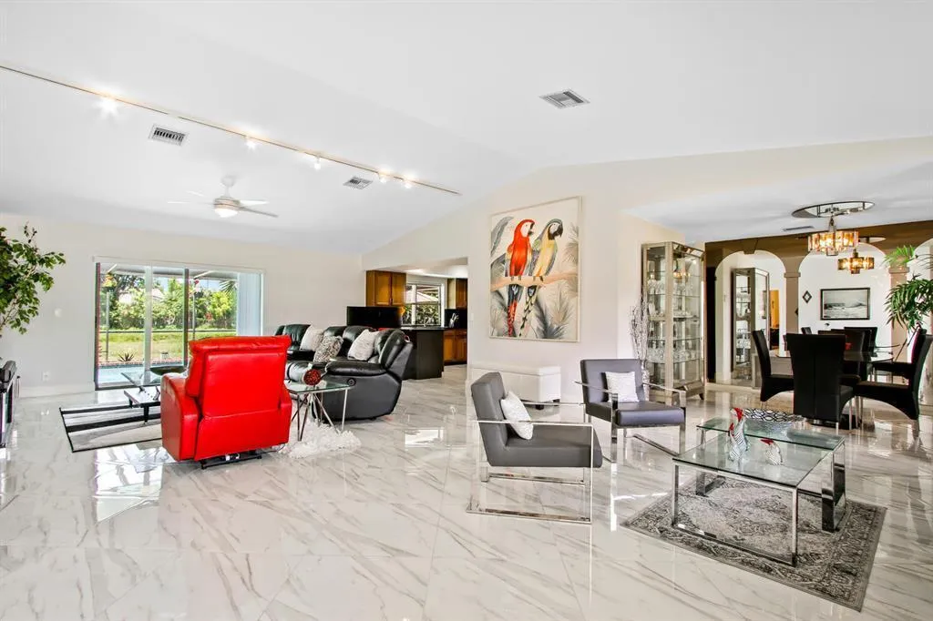 1501 nw 7 street.jpg 11