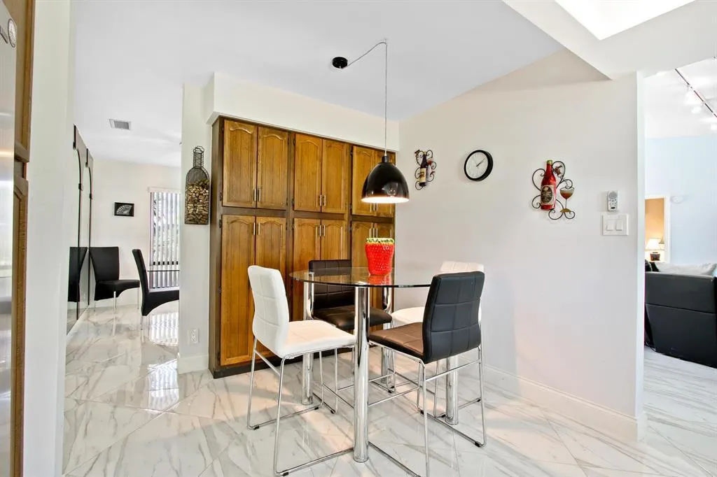 1501 nw 7 street.jpg 1