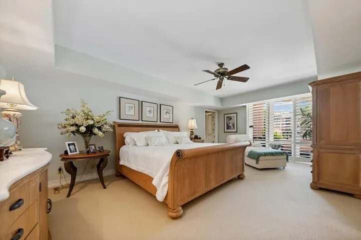 08_120SE5thAvenue326_14_PrimaryBedroom_F