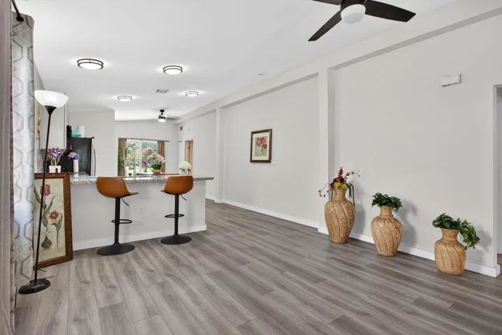 17-web-or-mls-700-2437