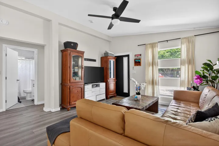 9-web-or-mls-700-2396