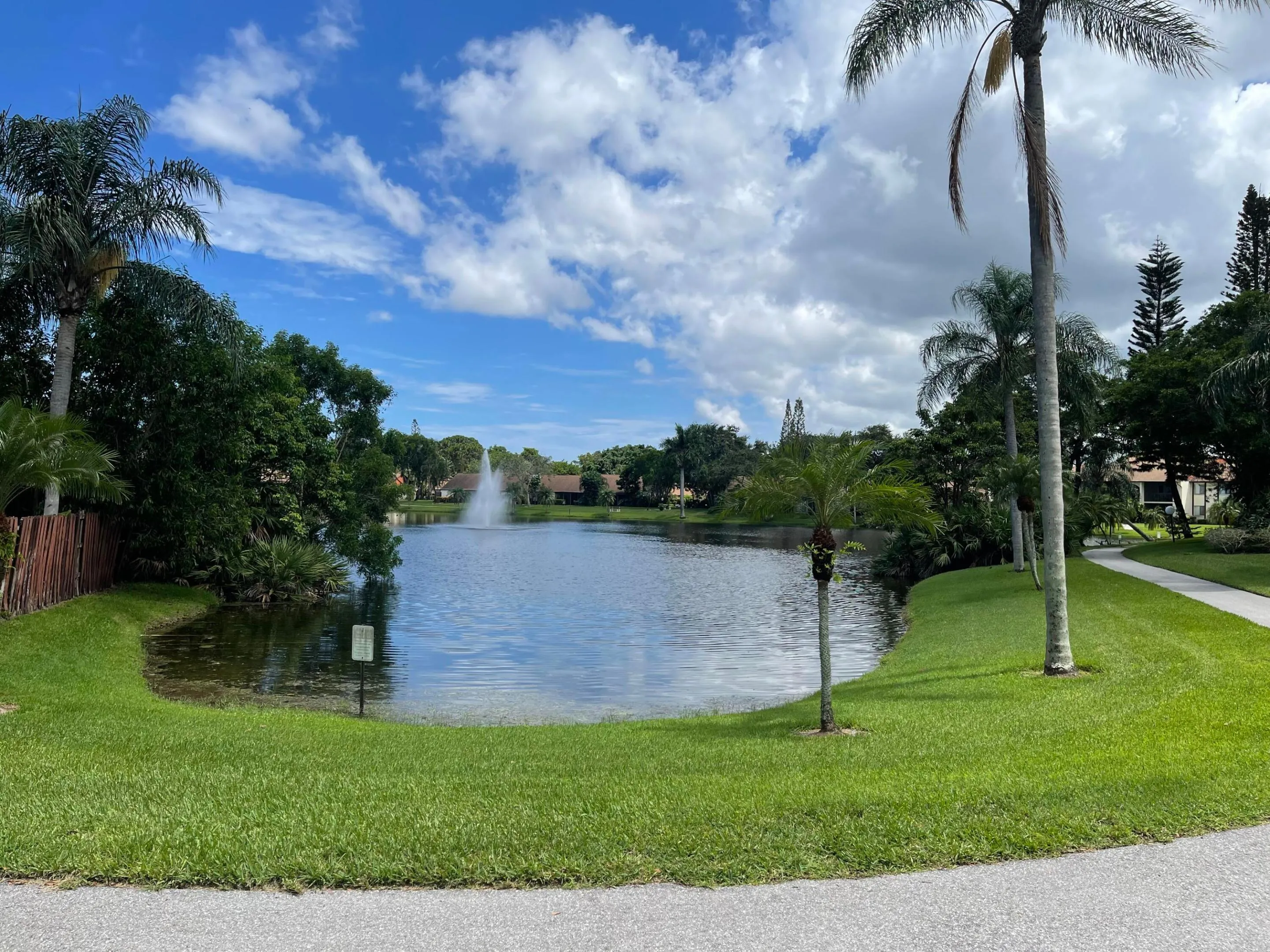 Pine Ridge Lake