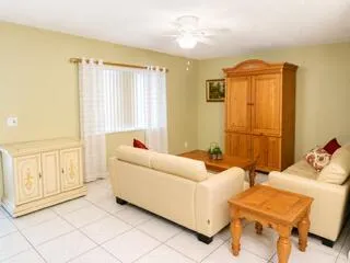 Open concept floor plan makes entertaining a breeze.