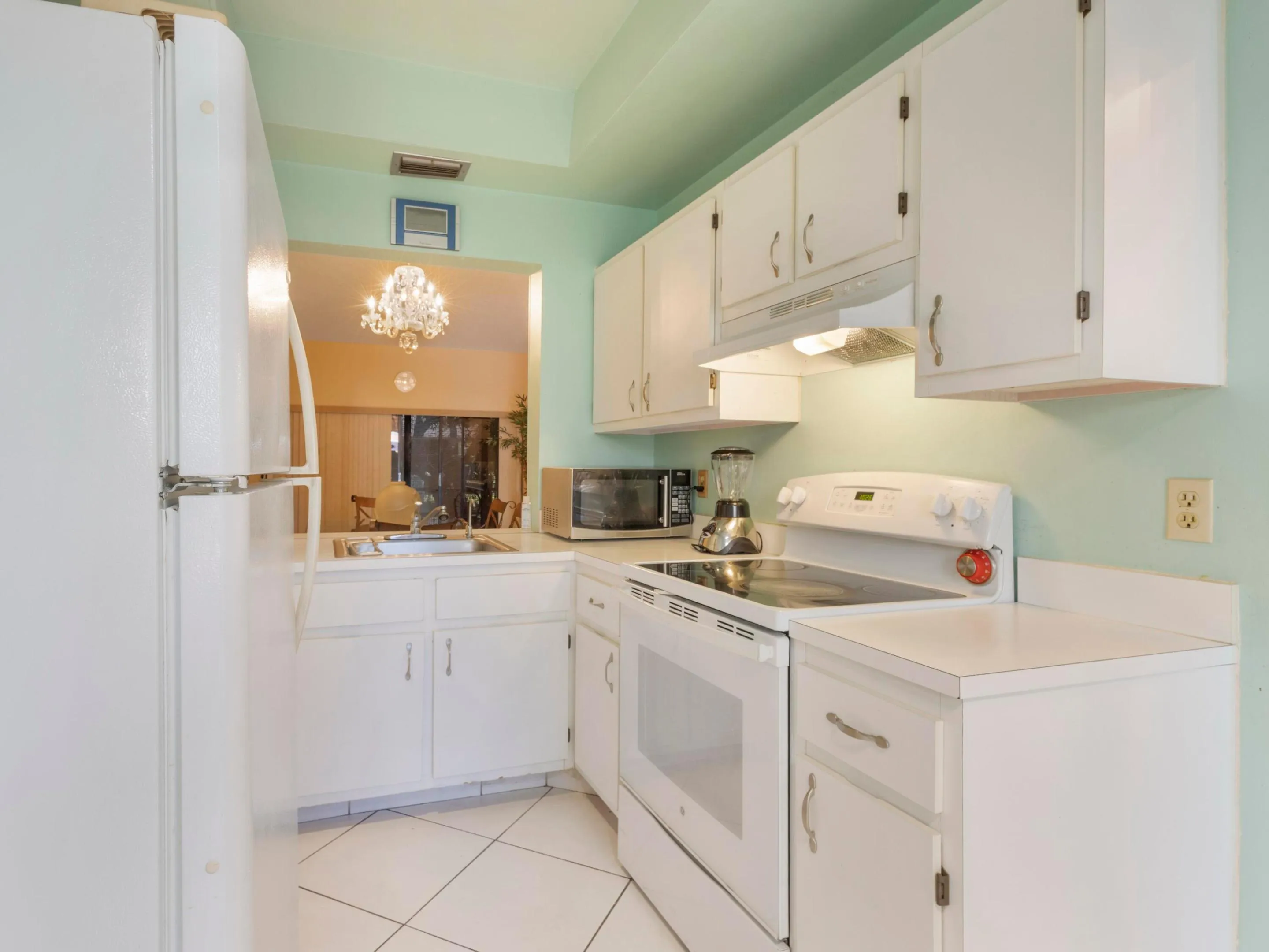 Kitchen 1