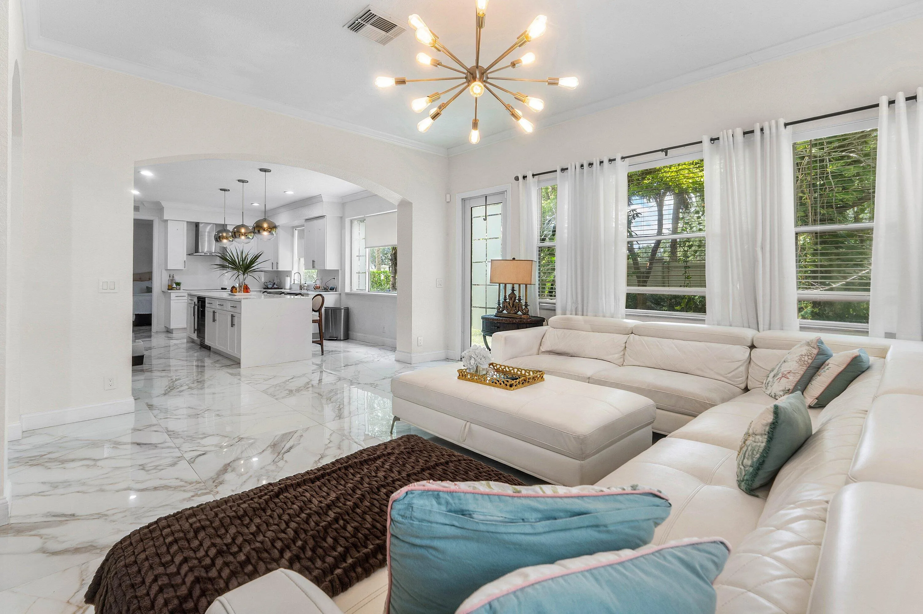 014-599CrestaCircle-WestPalmBeach-FL-334
