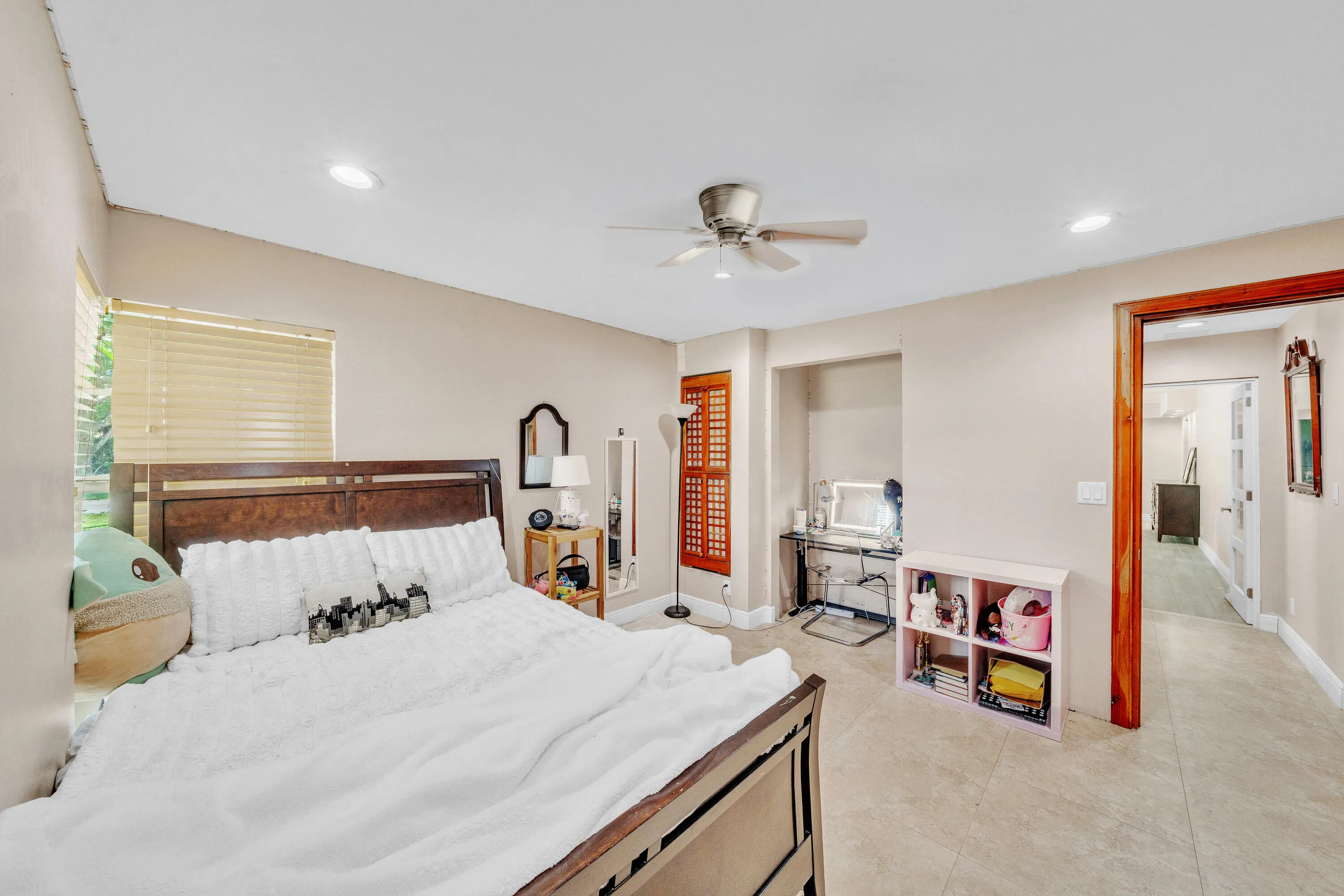 10 Guest BedroomA (2)