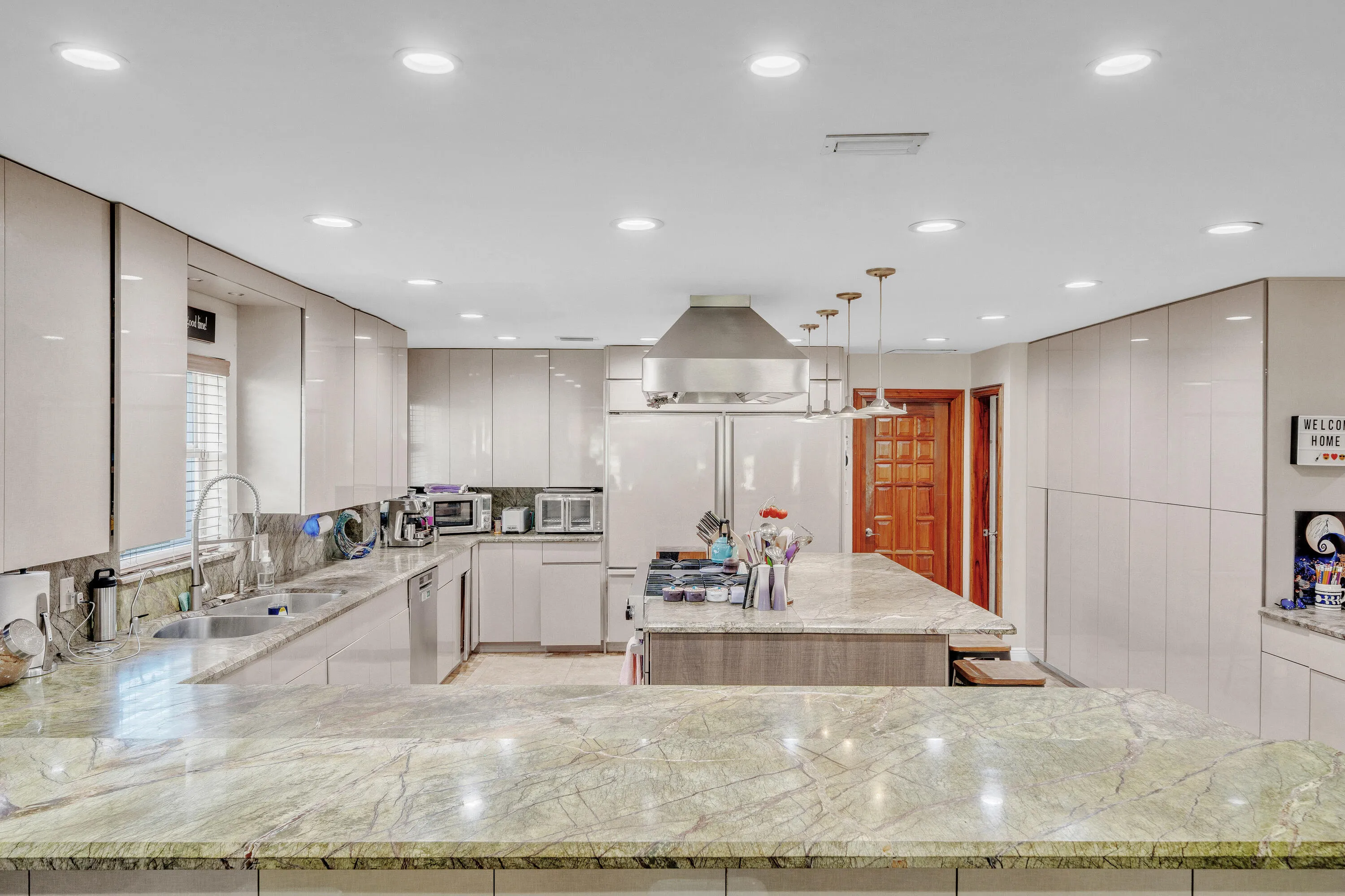 15 Kitchen (2)