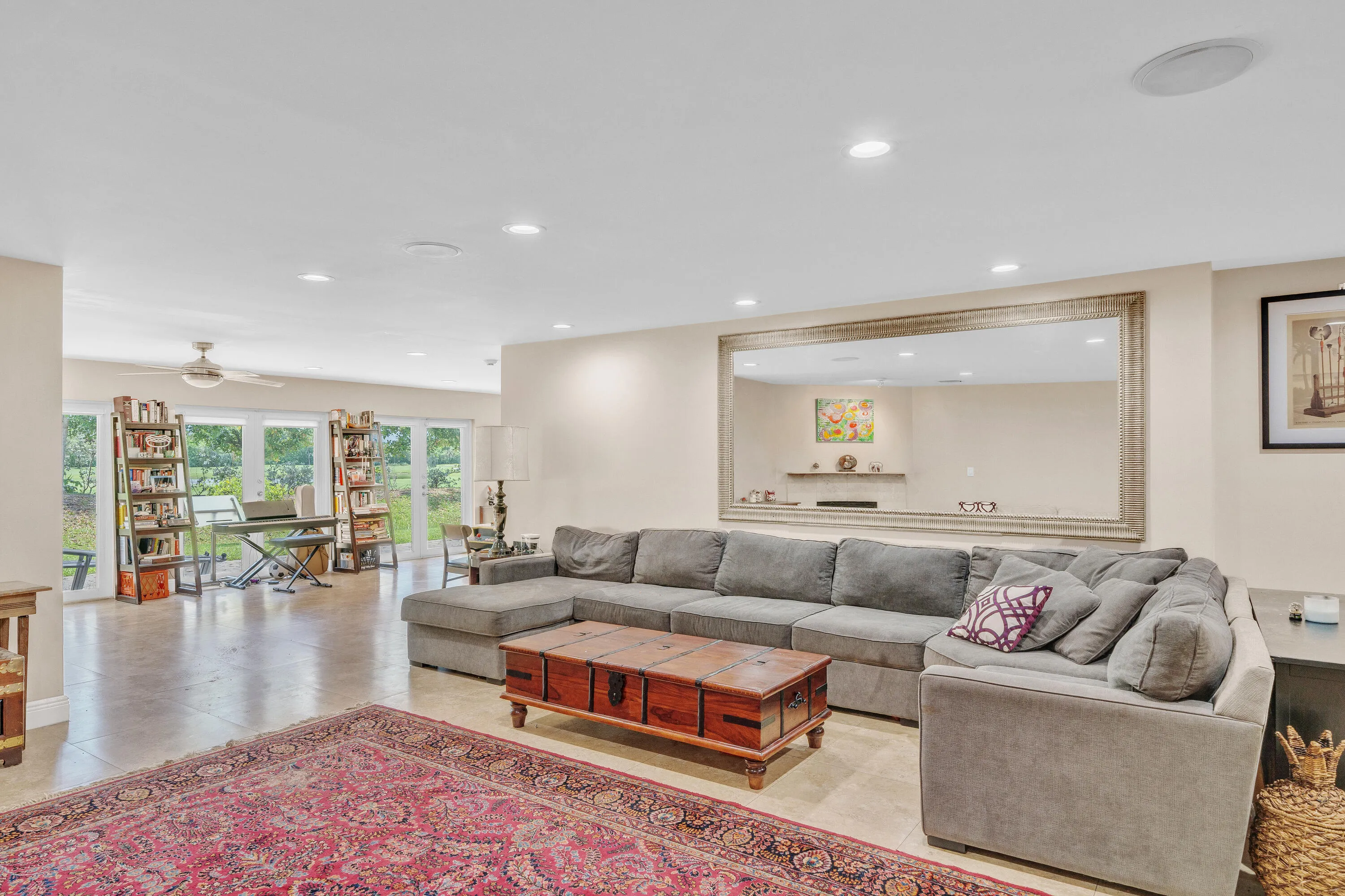 4 Living Area (4)