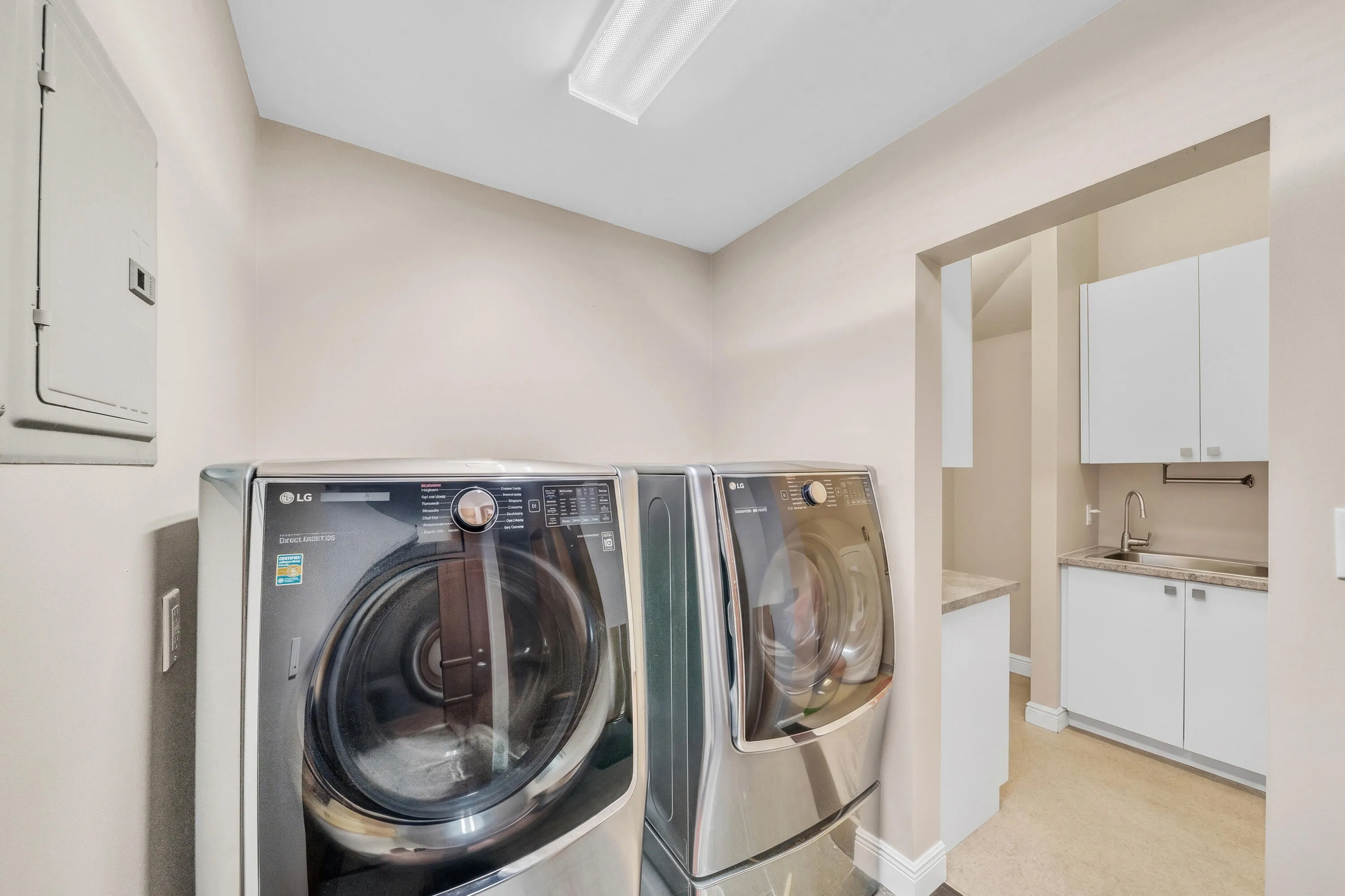 22 Laundry Rooms (2)