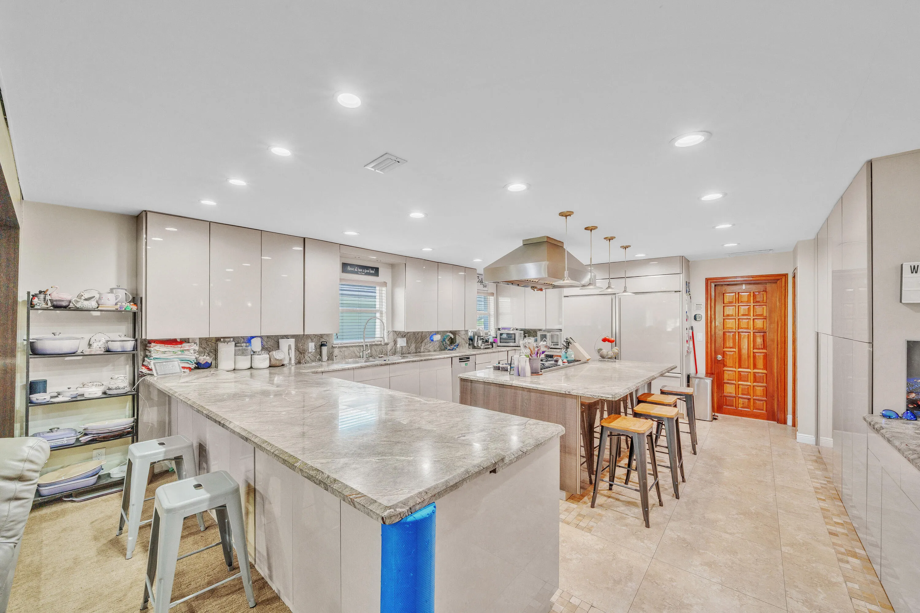 15 Kitchen (1)
