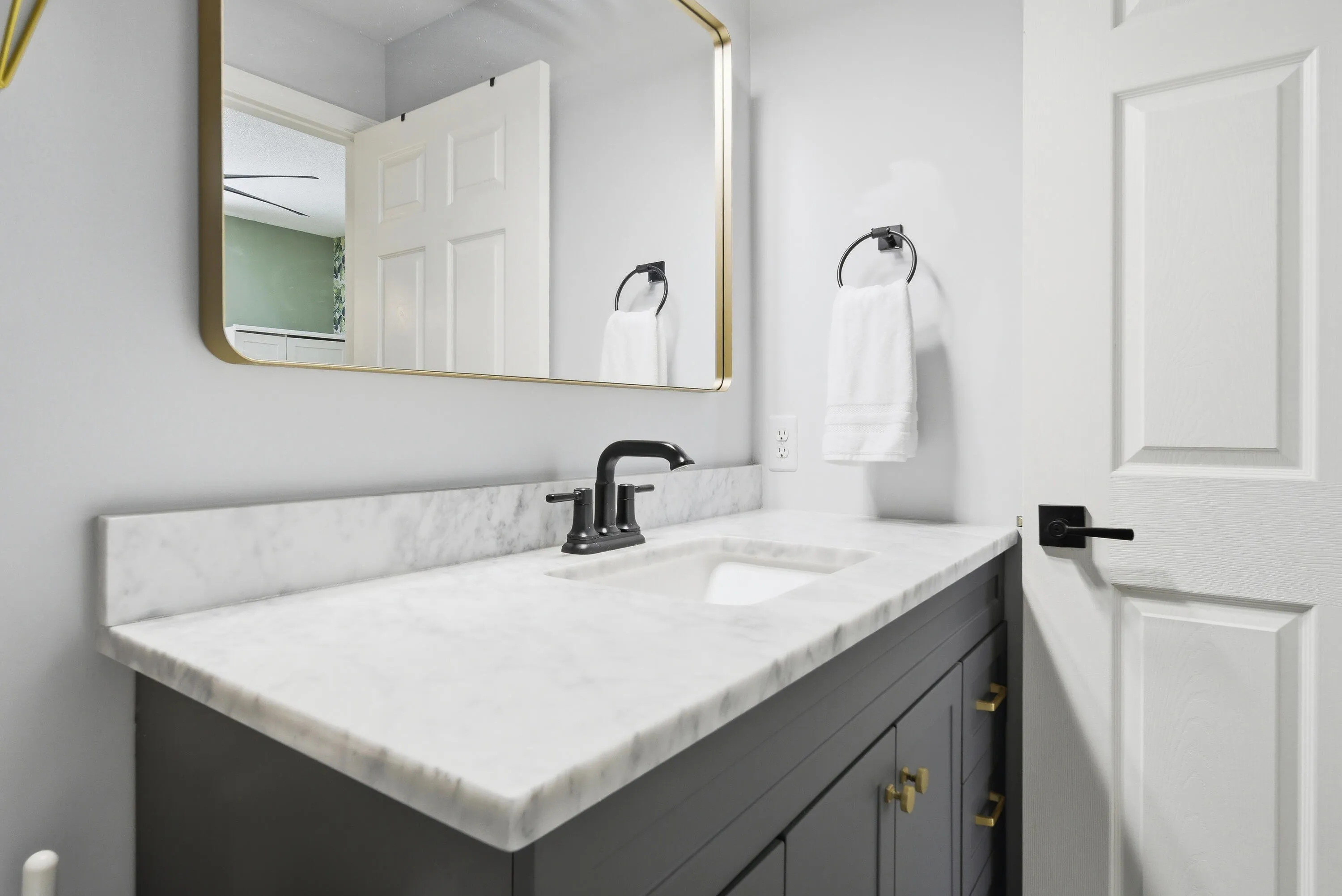 780-S-SAPODILLA-AVE-APT-104-33401-024