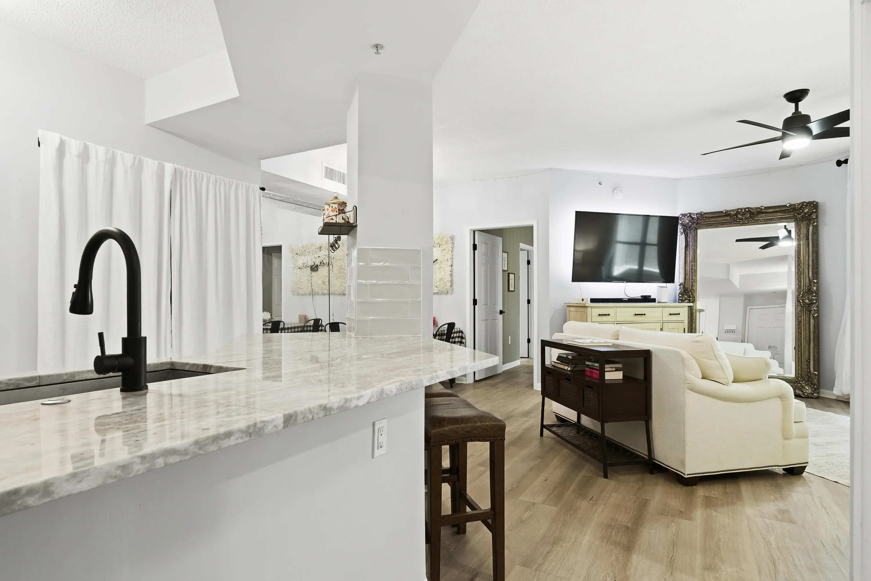 780-S-SAPODILLA-AVE-APT-104-33401-001