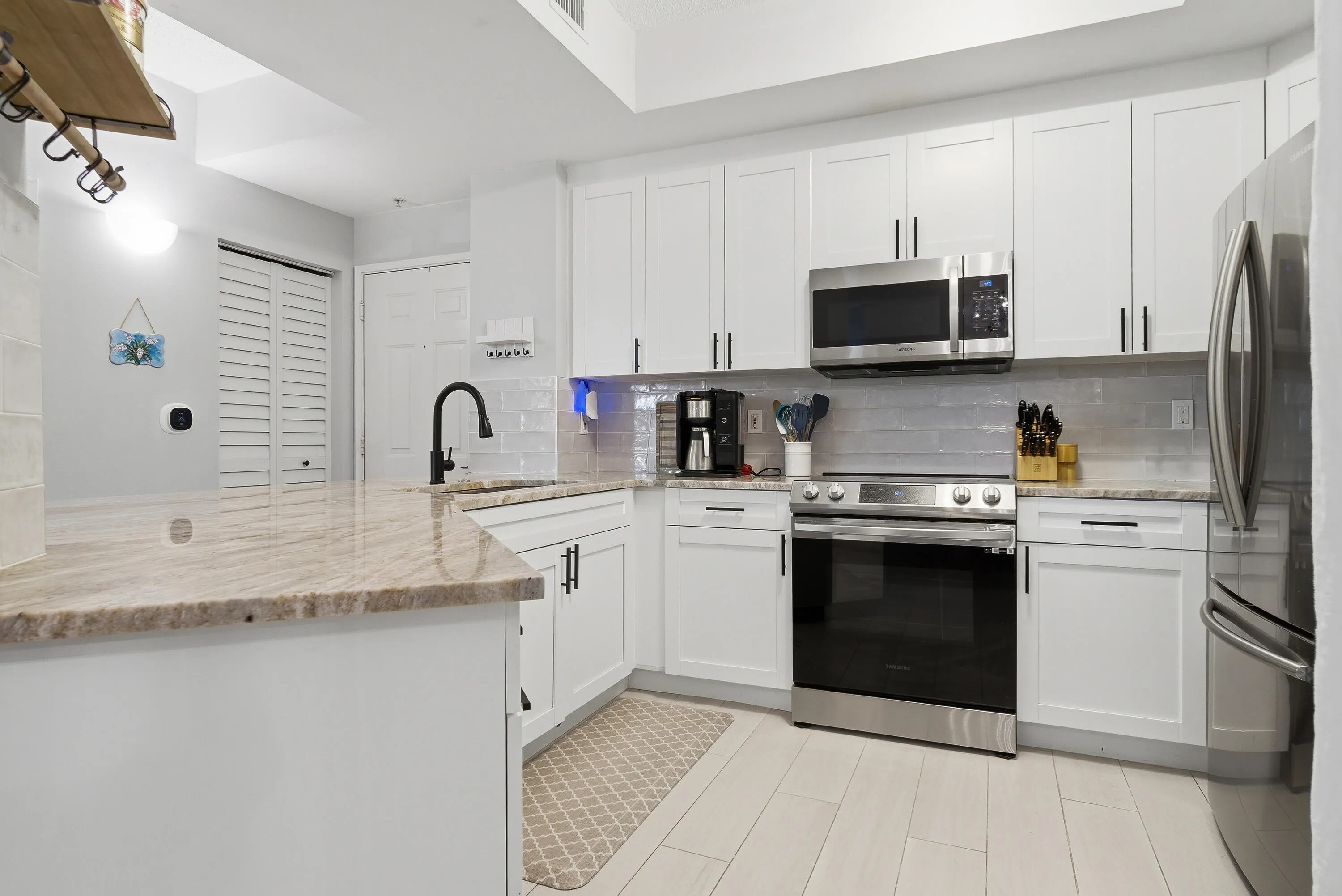 780-S-SAPODILLA-AVE-APT-104-33401-006