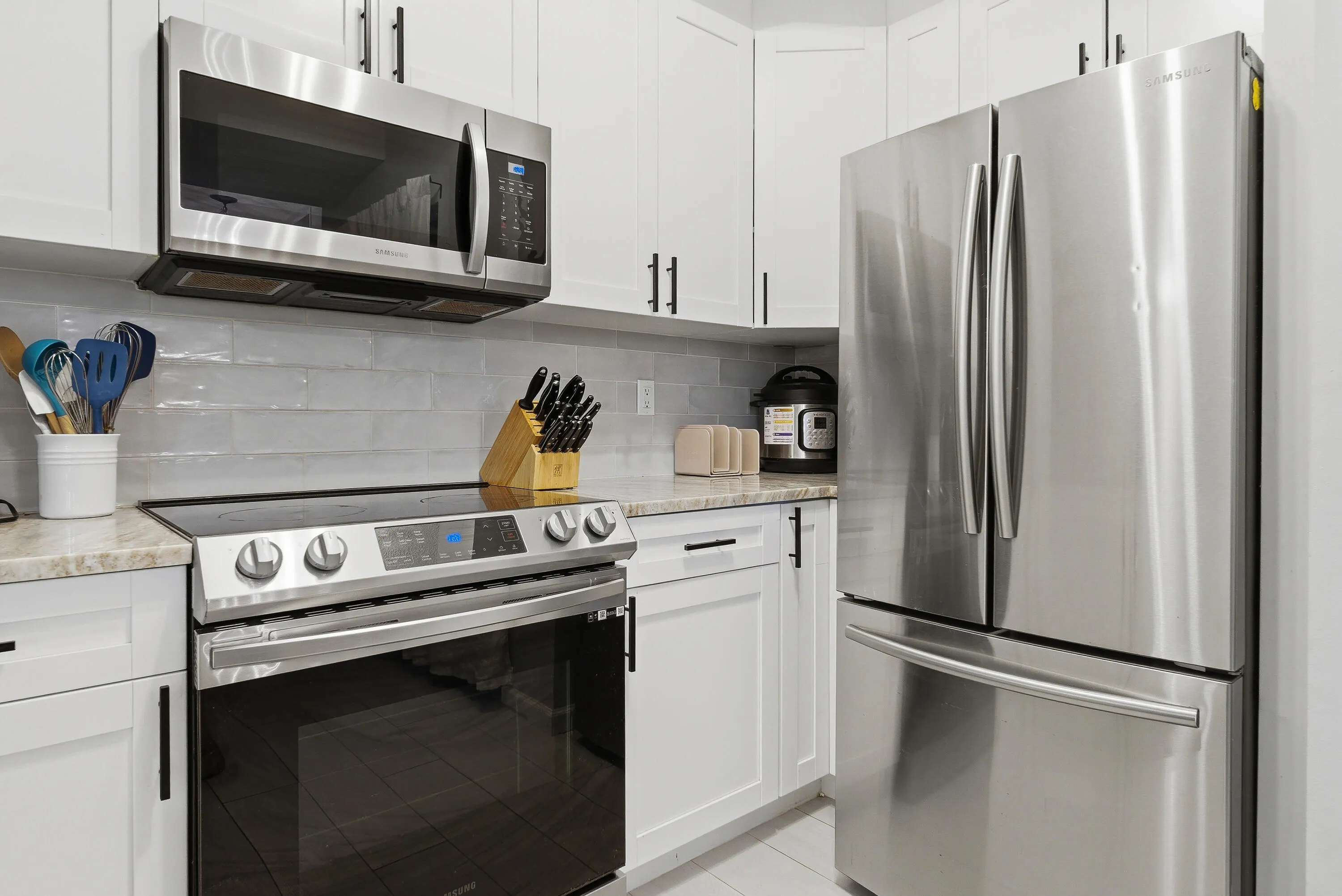 780-S-SAPODILLA-AVE-APT-104-33401-008