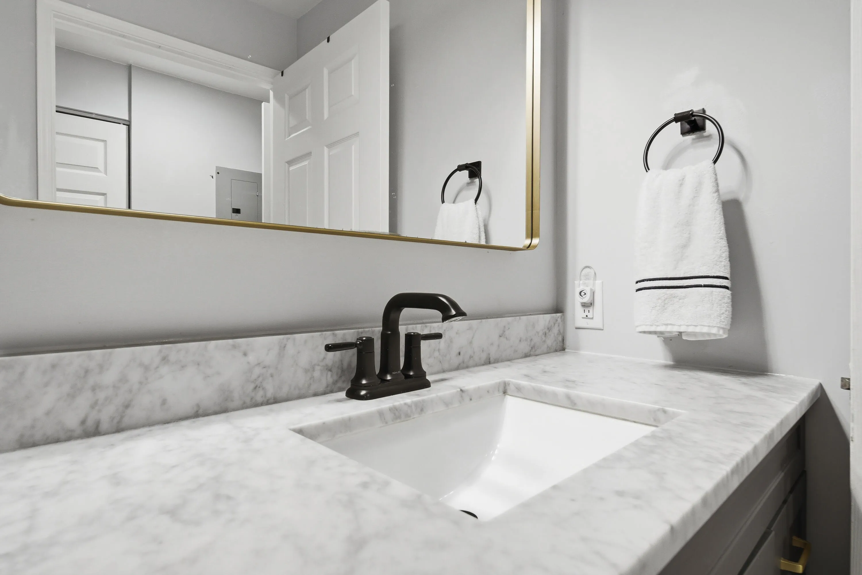 780-S-SAPODILLA-AVE-APT-104-33401-017