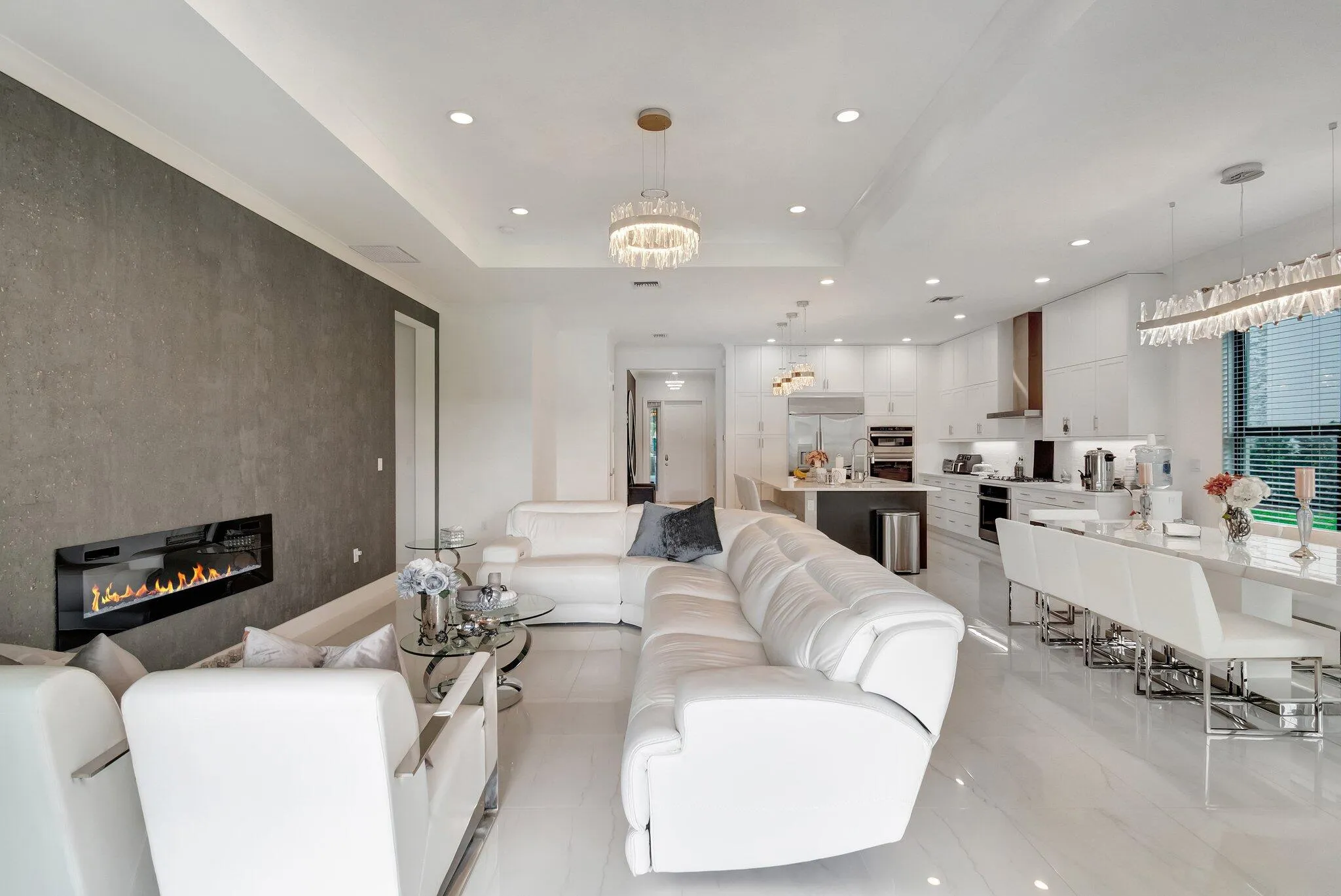 Living to dining room