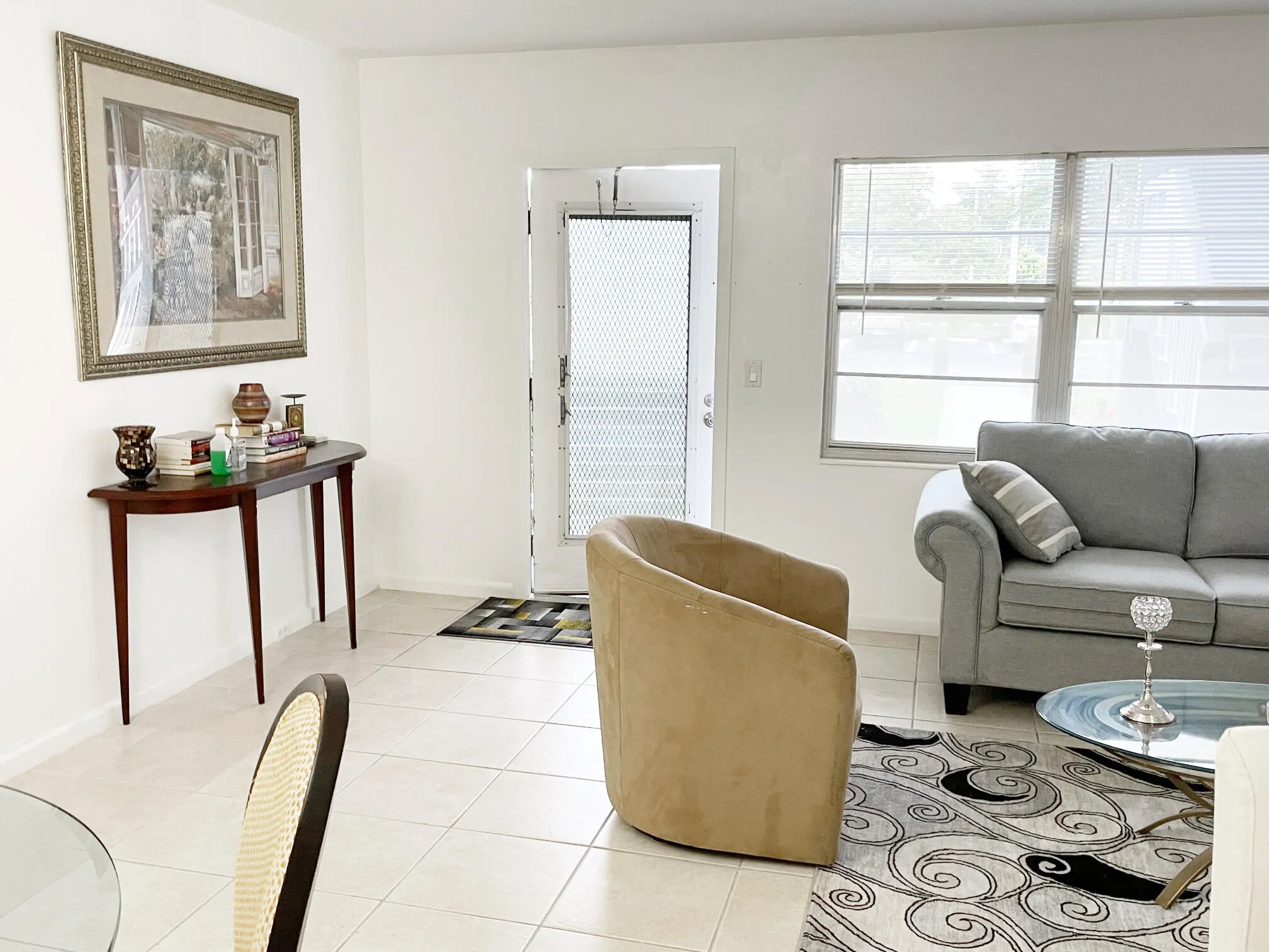 Entrance and Living Room