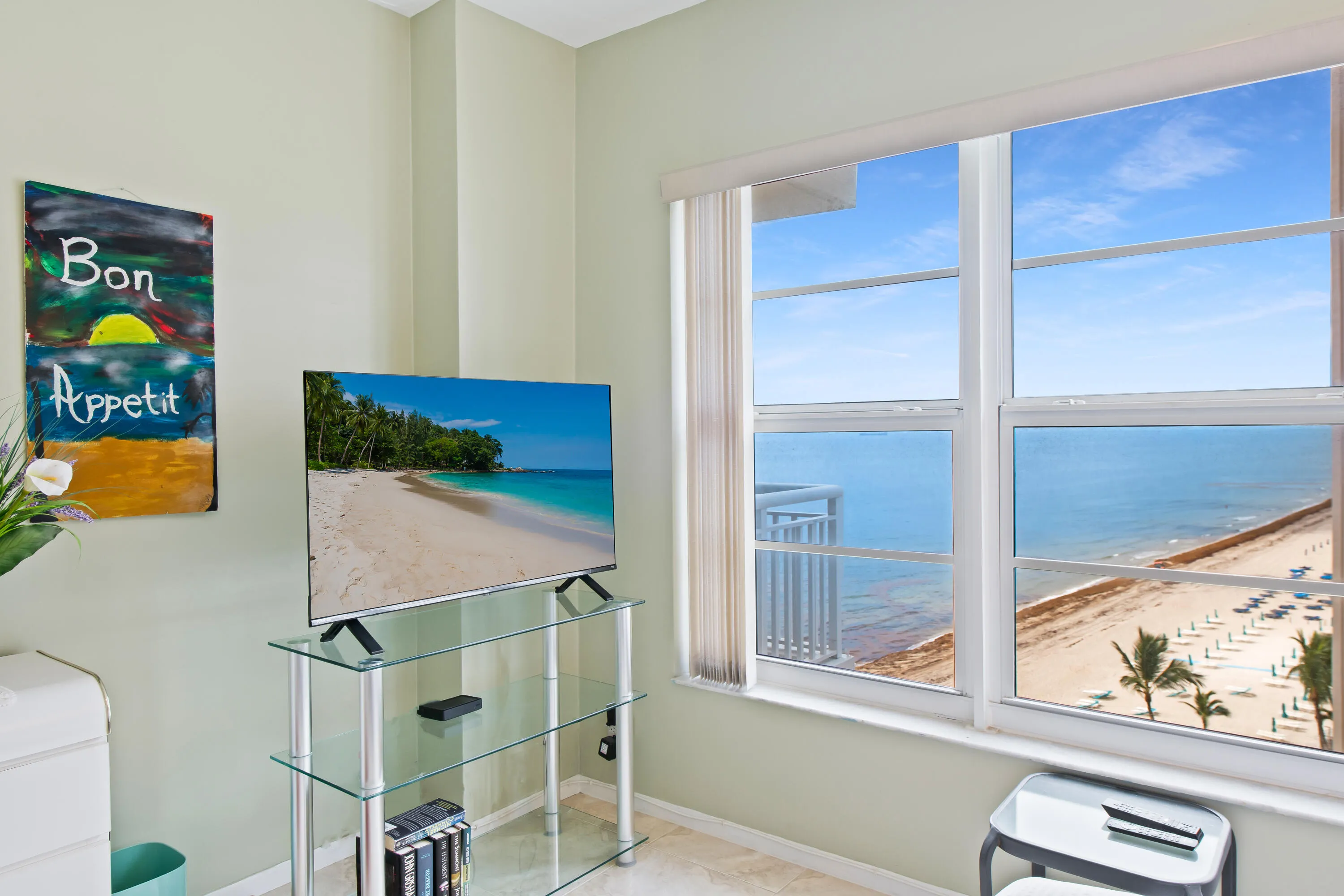 Guest bedroom