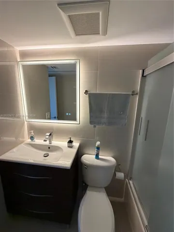 Full Second Bathroom
