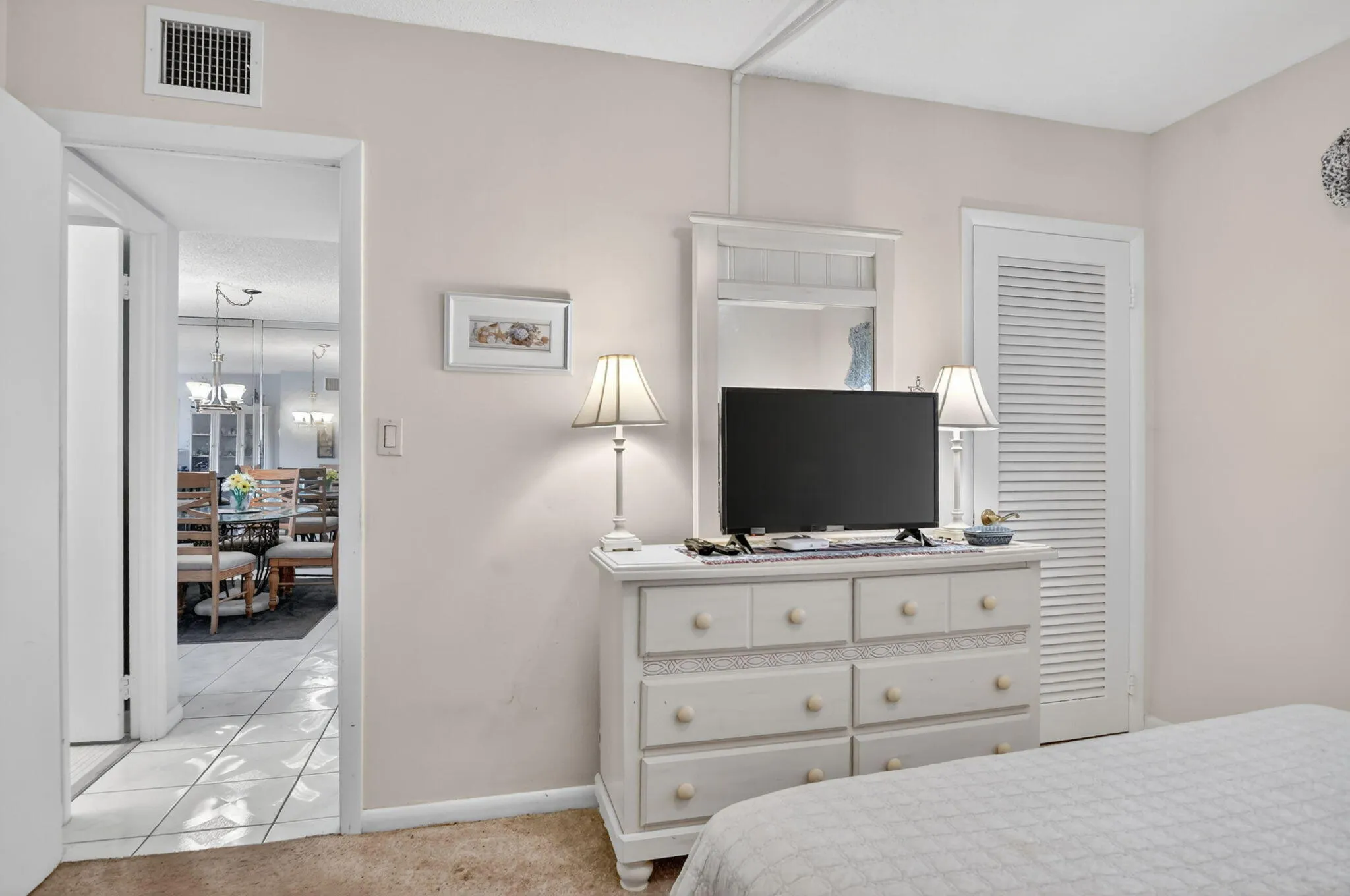 SECOND BEDROOM;WALK-IN CLOSET