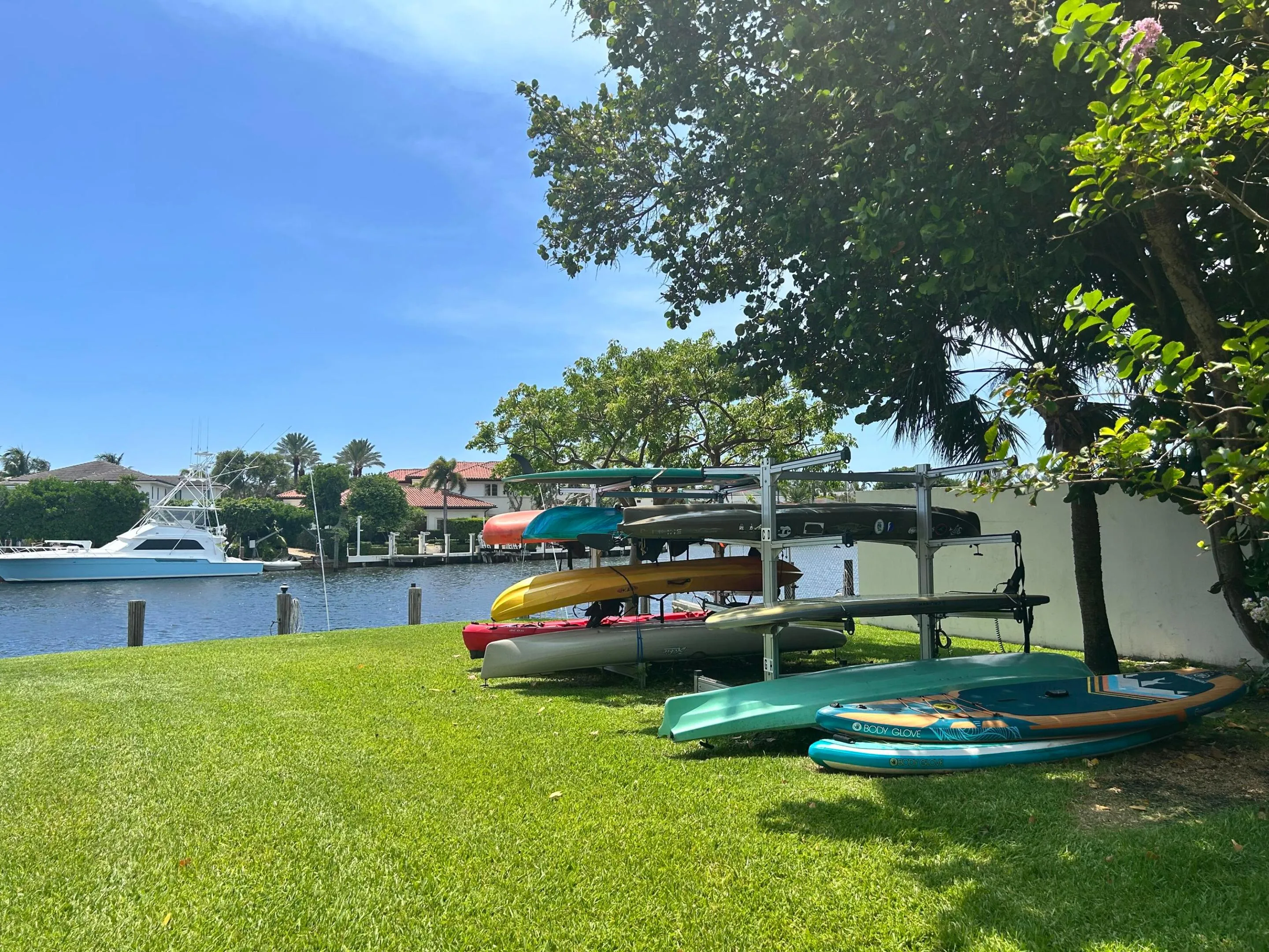 kayaks unit 107 400 n federal hwy deerf