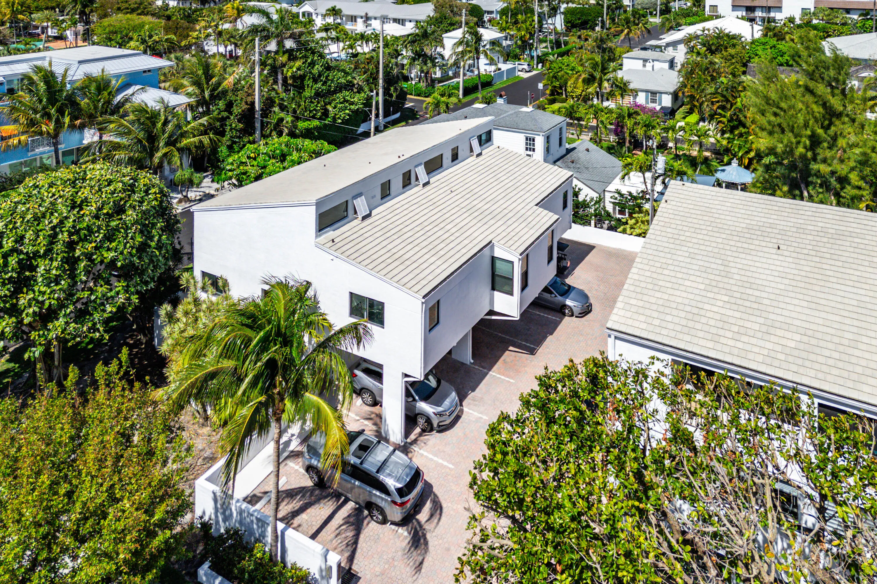 025-250SouthOceanBoulevard-279-DelrayBea