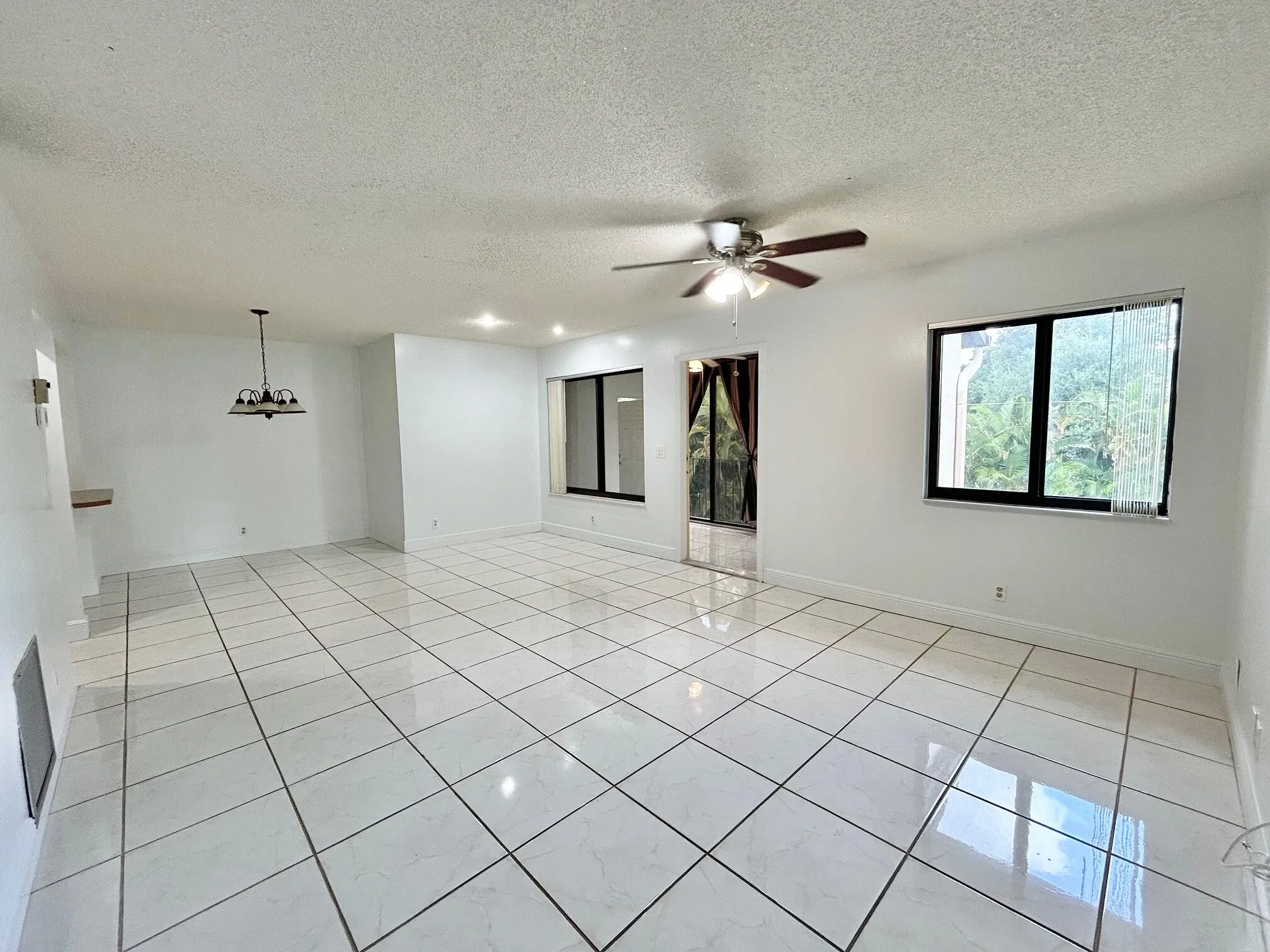 RECESSED LIGHTING
