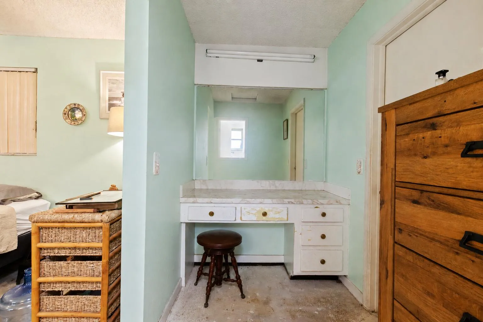 Primary Bedroom & Bathroom Vanity