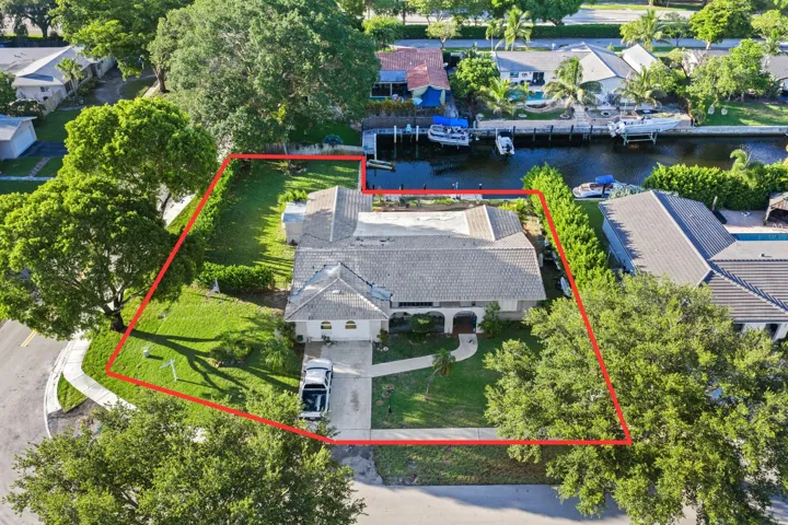 Great lot with loads of potential.