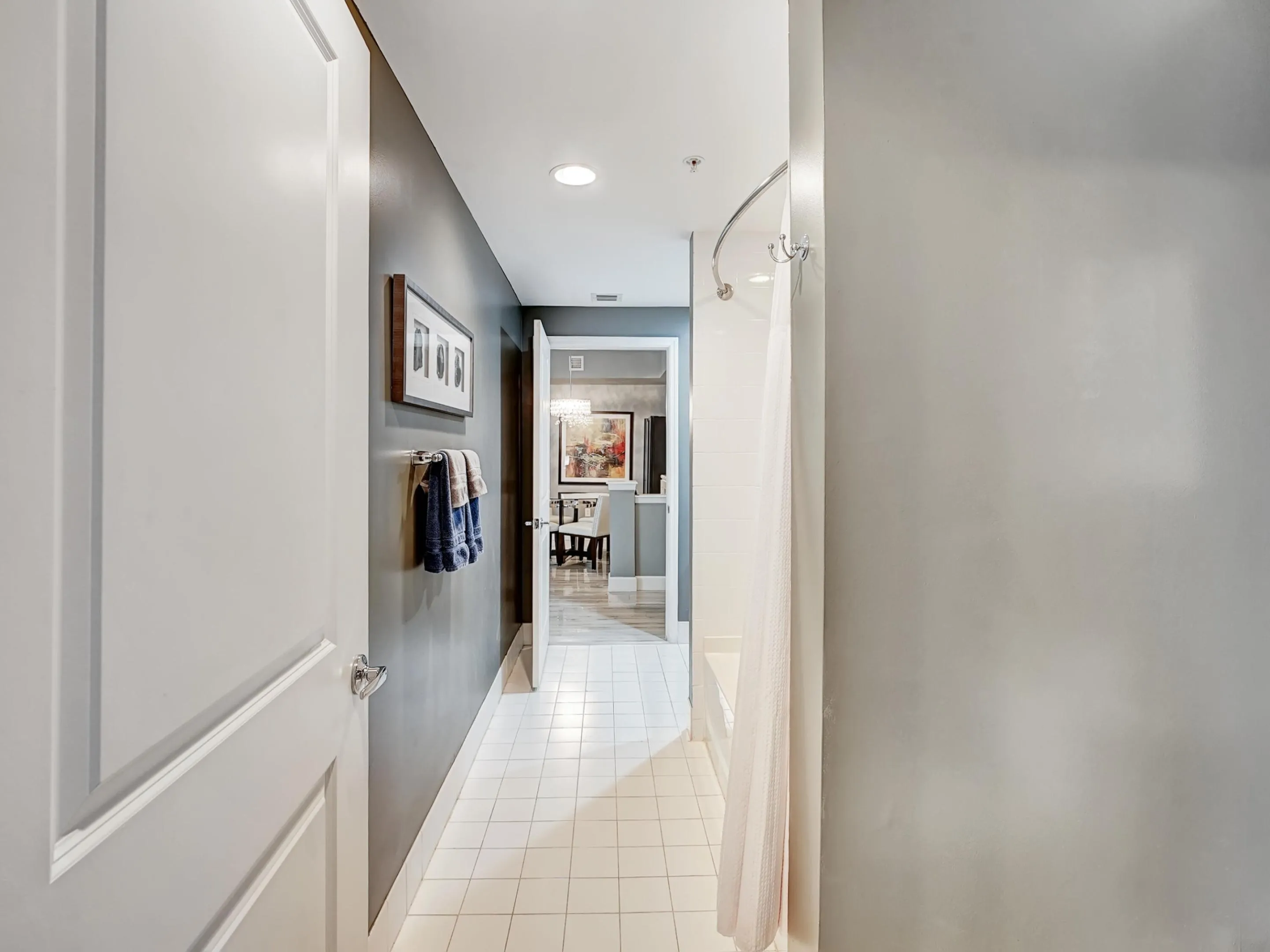 2nd Bathroom