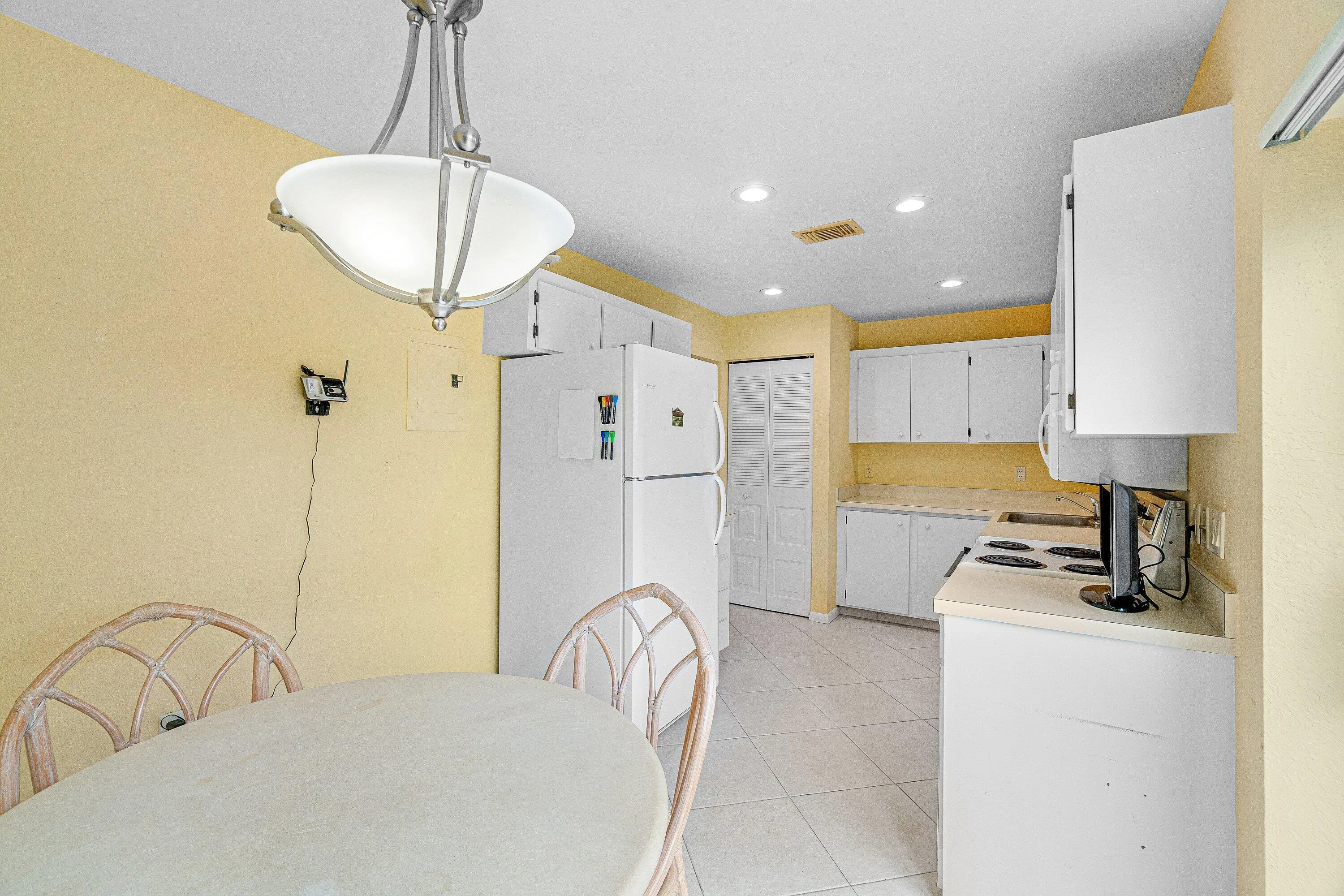 021-21SouthportLane-C-BoyntonBeach-FL-33