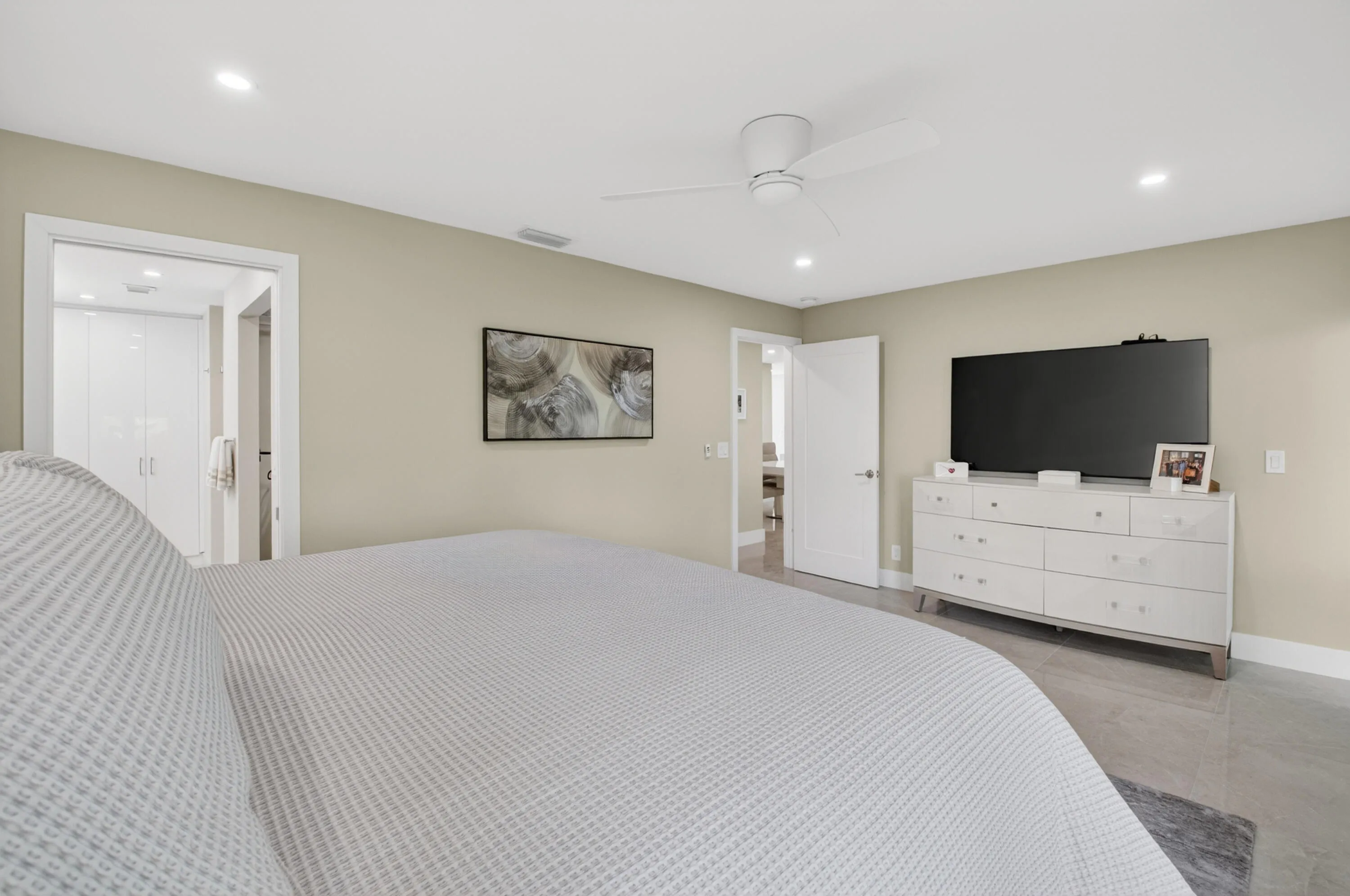 PRIMARY BEDROOM