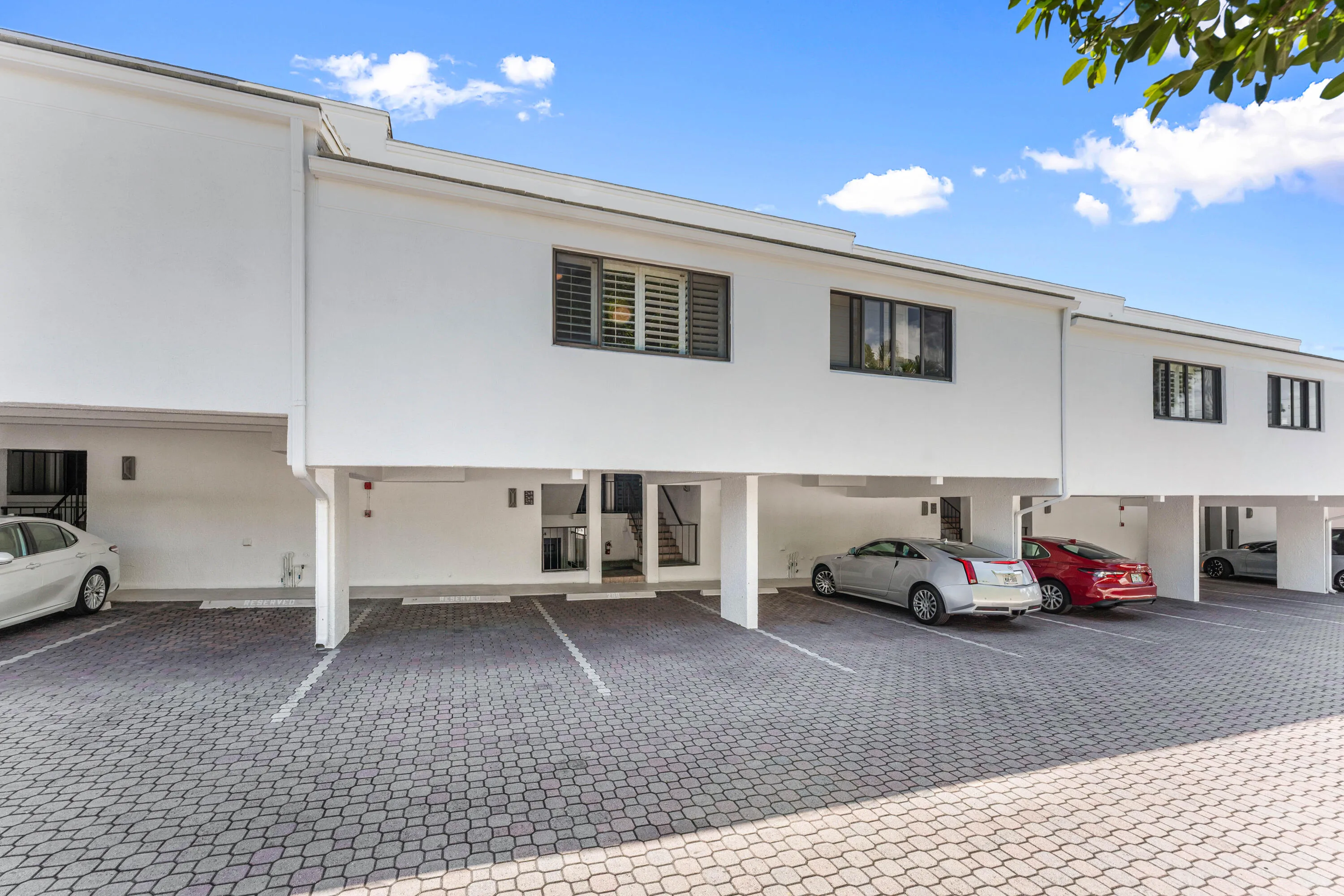 002-250SouthOceanBoulevard-269-DelrayBea
