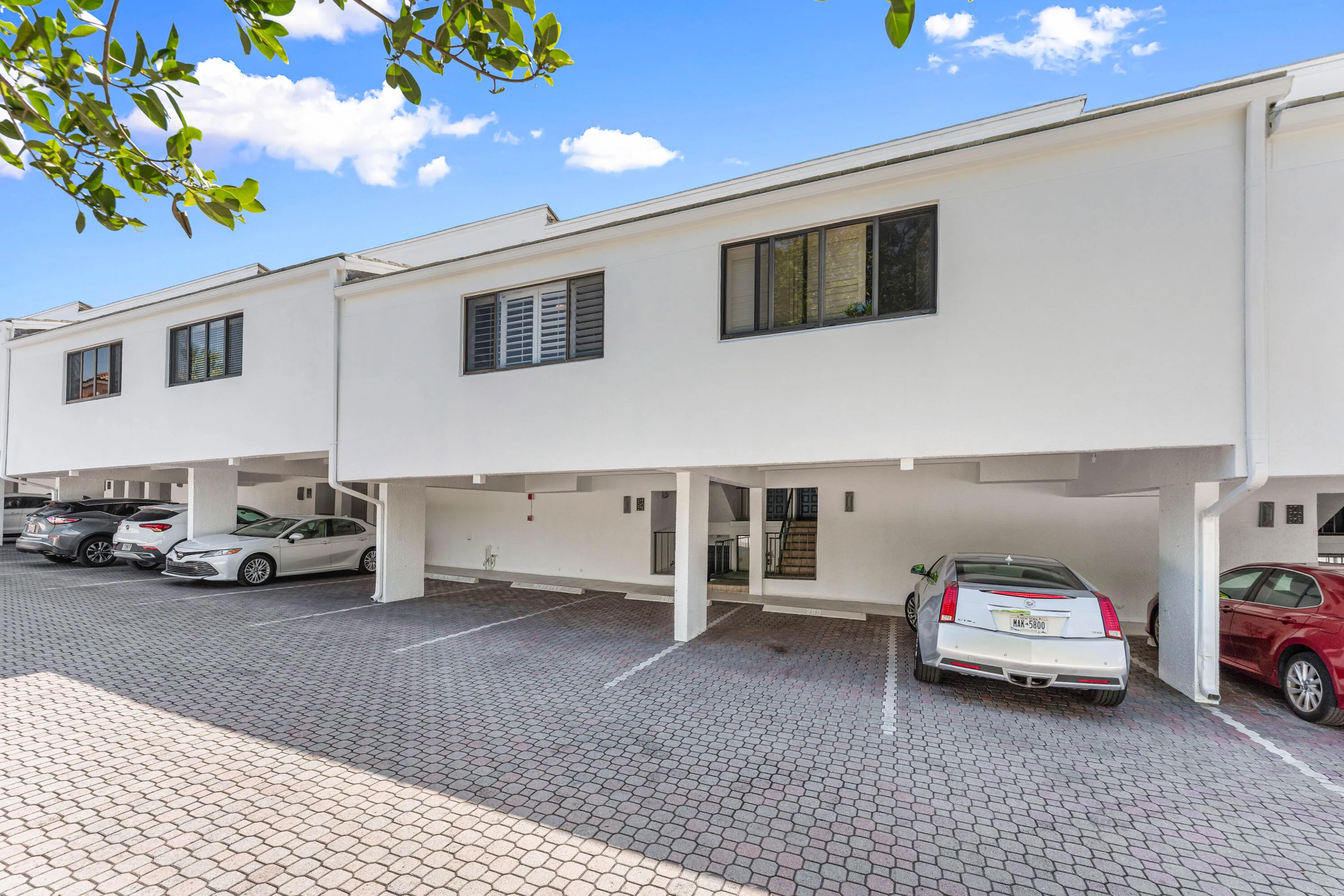 003-250SouthOceanBoulevard-269-DelrayBea