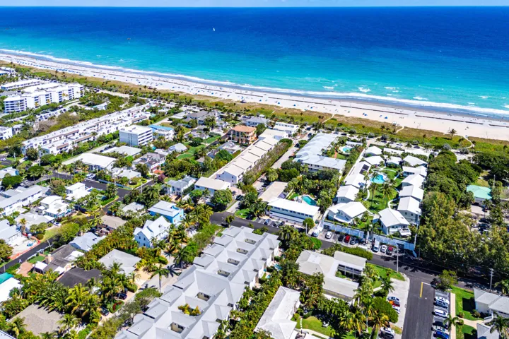 042-250SouthOceanBoulevard-279-DelrayBea