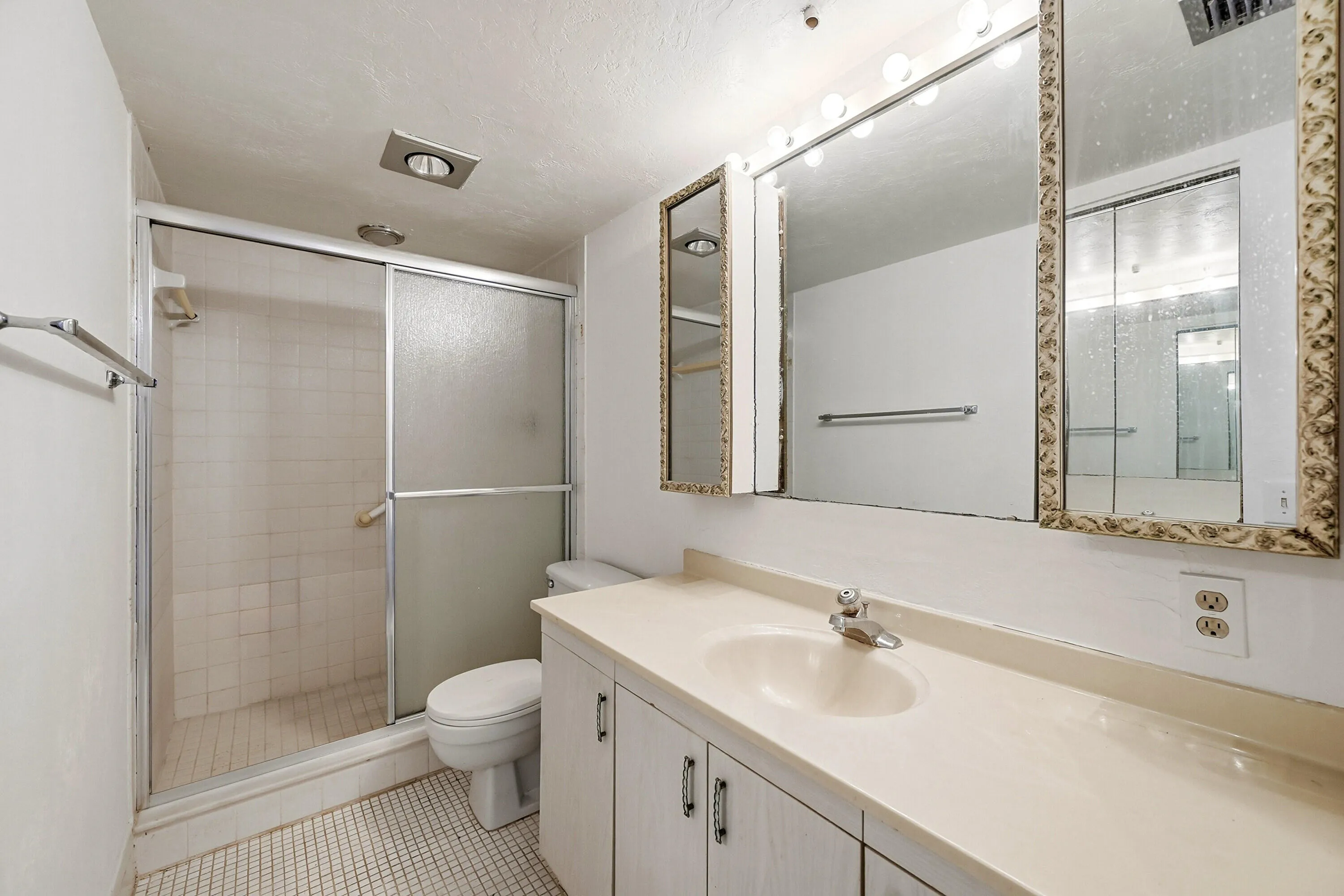 26_bathroom