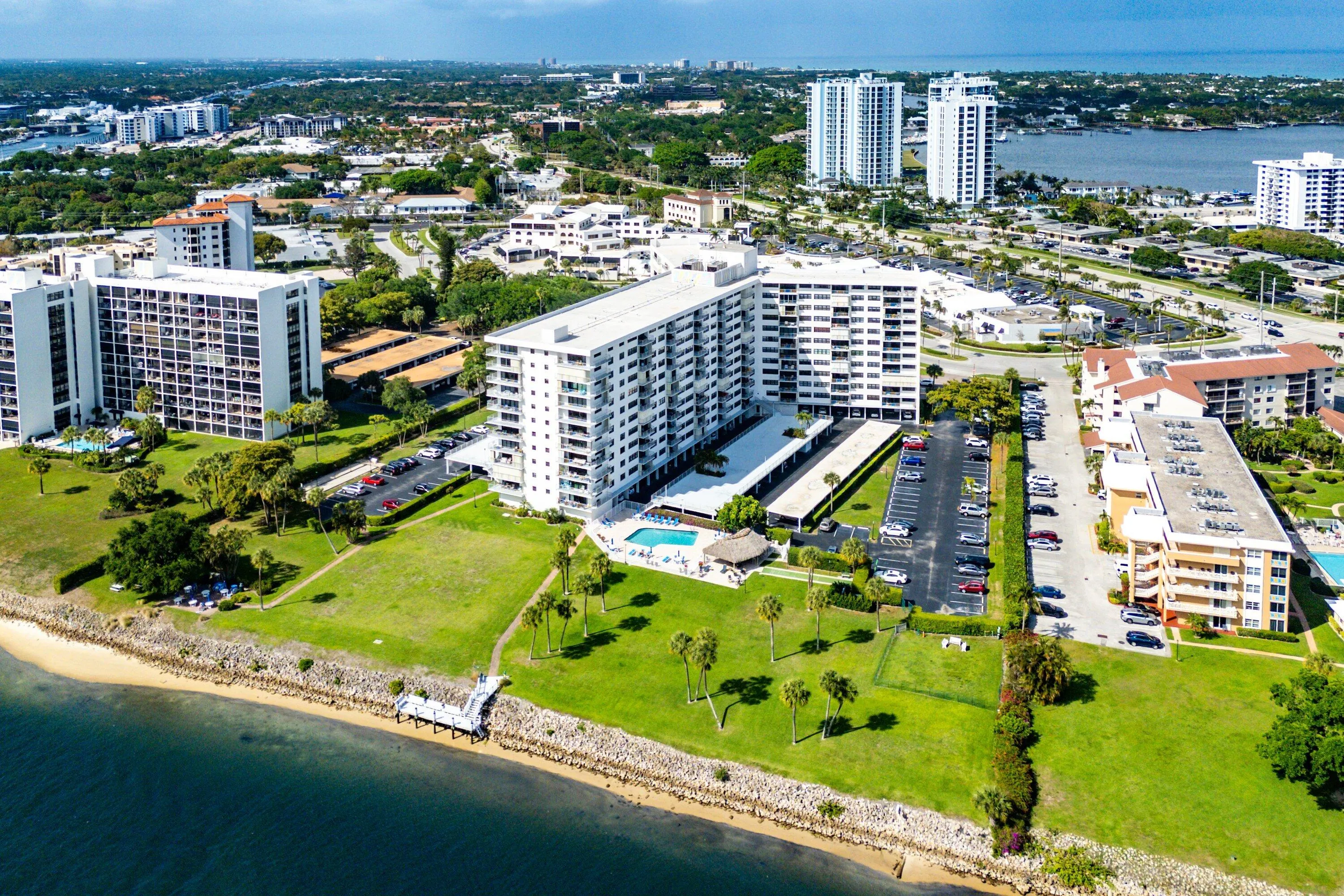 042-336GolfviewRoad-PH12-NorthPalmBeach-
