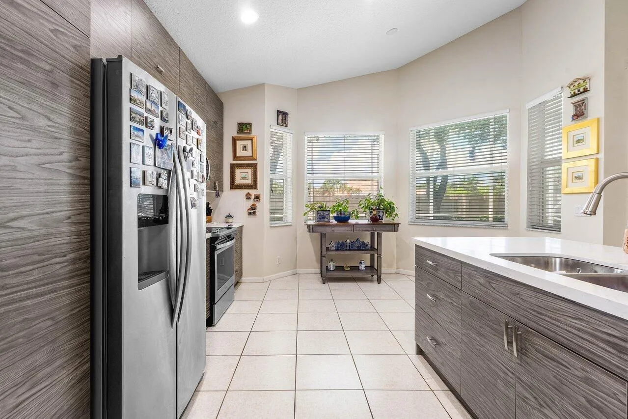 015-136HiddenHollowTerrace-PalmBeachGard