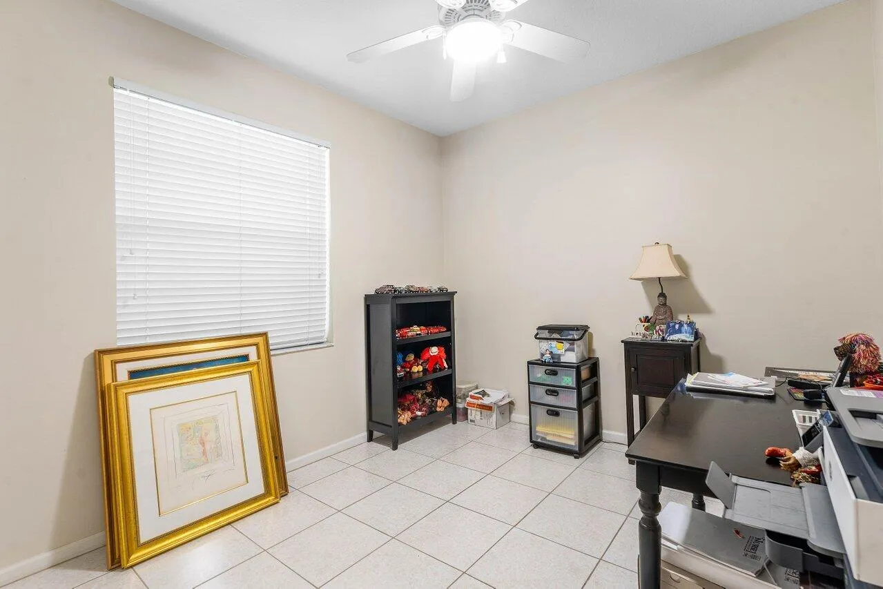 017-136HiddenHollowTerrace-PalmBeachGard