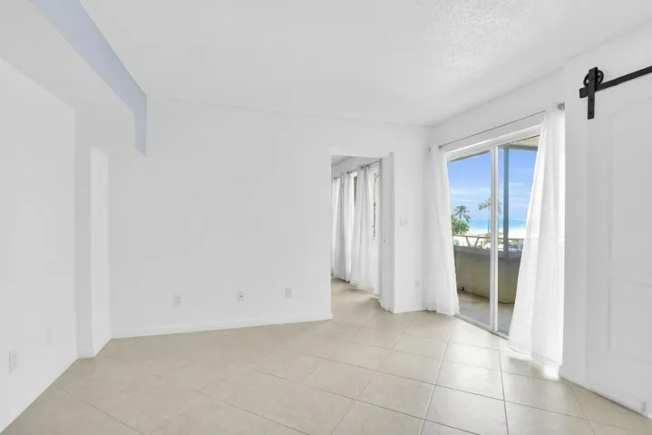 Middle Bedroom_final