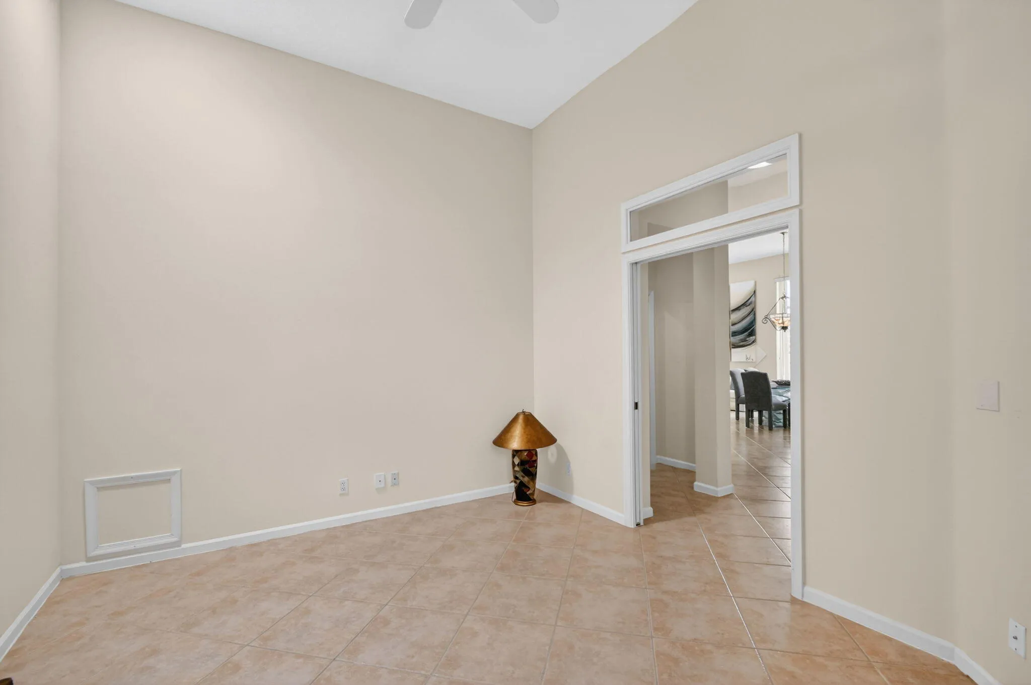 3rd bedroom/den